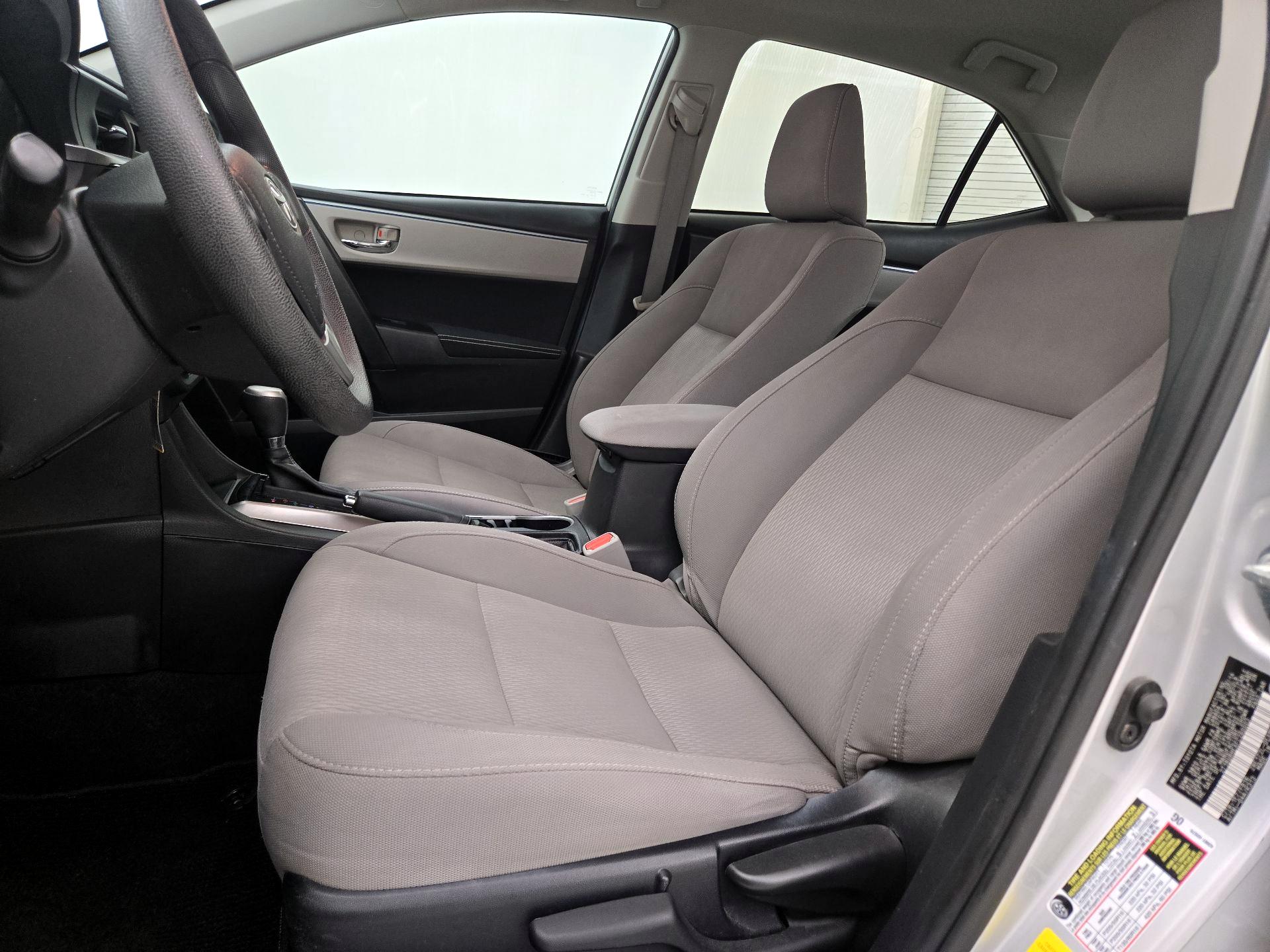 Thumbnail: 2015 Toyota Corolla - 11