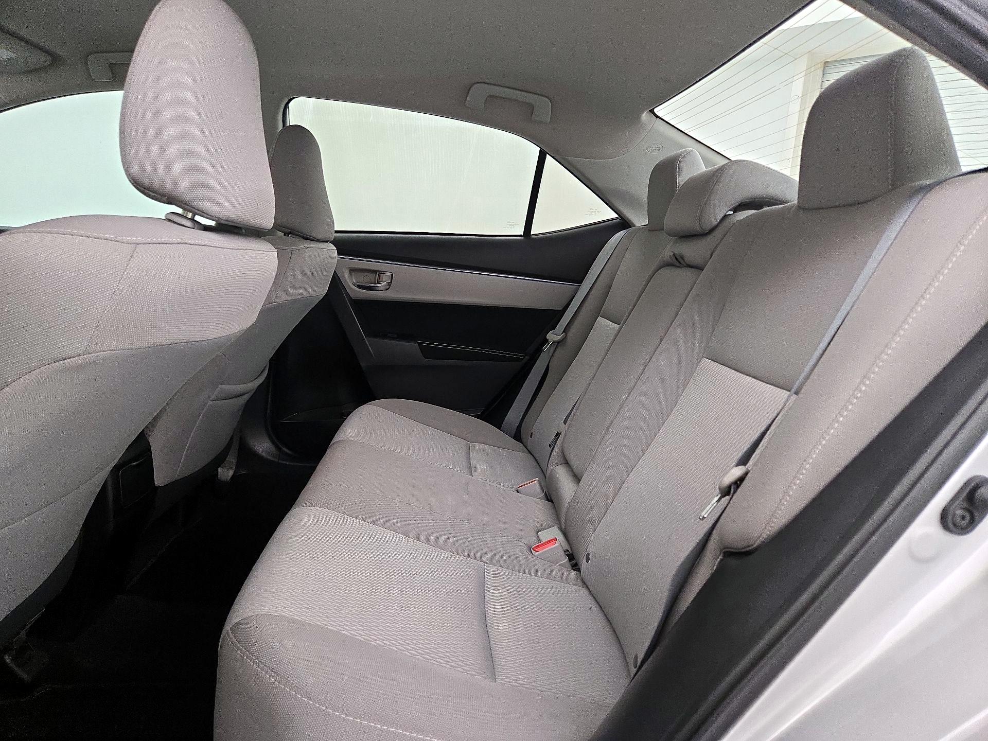 Thumbnail: 2015 Toyota Corolla - 19