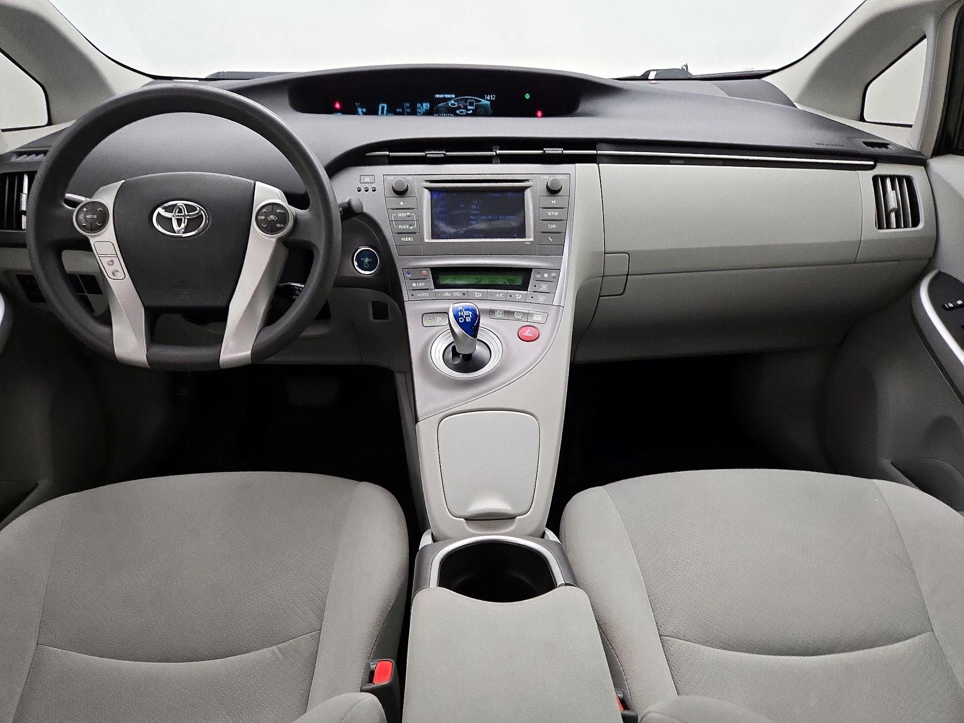 Thumbnail: 2014 Toyota Prius - 9