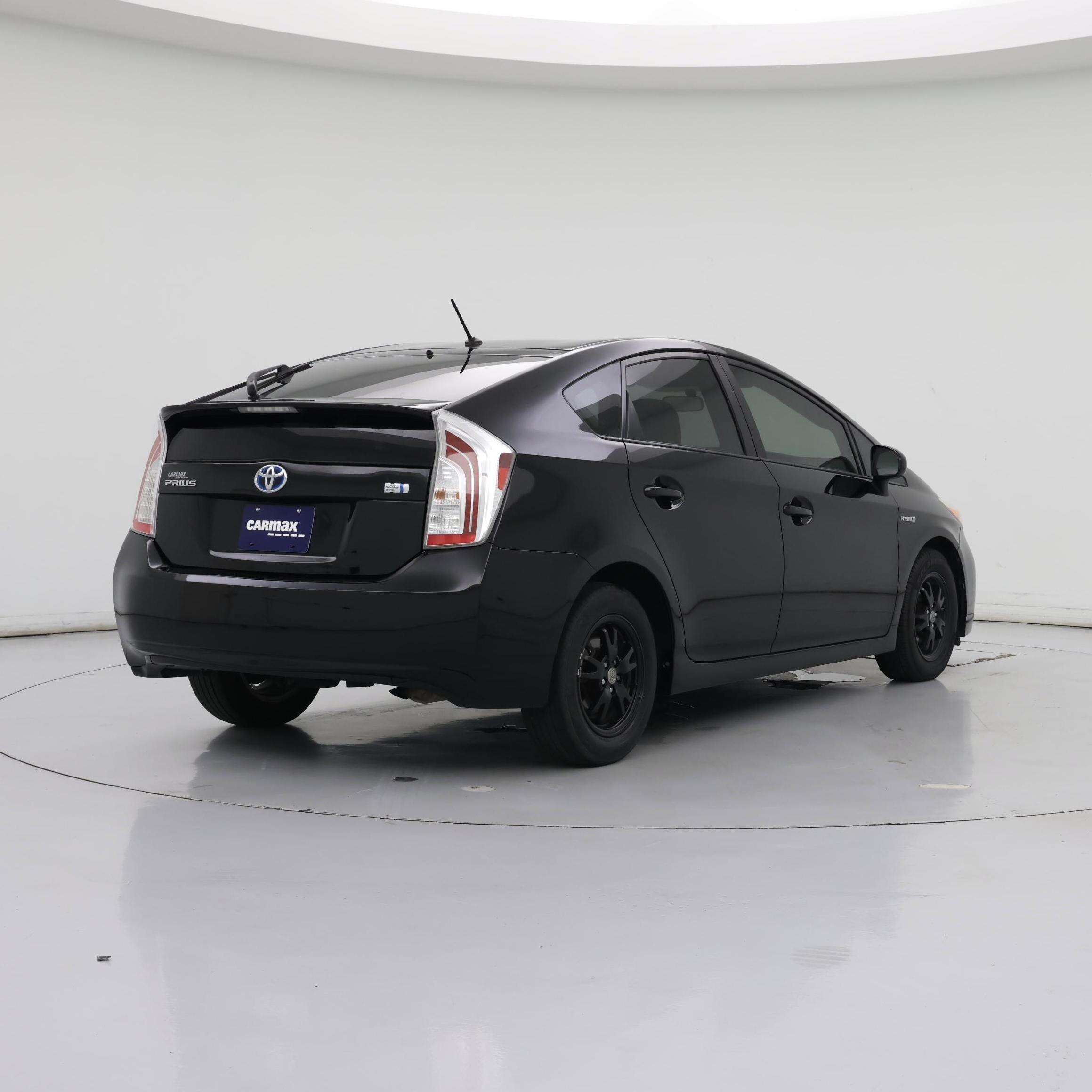 Thumbnail: 2014 Toyota Prius - 8