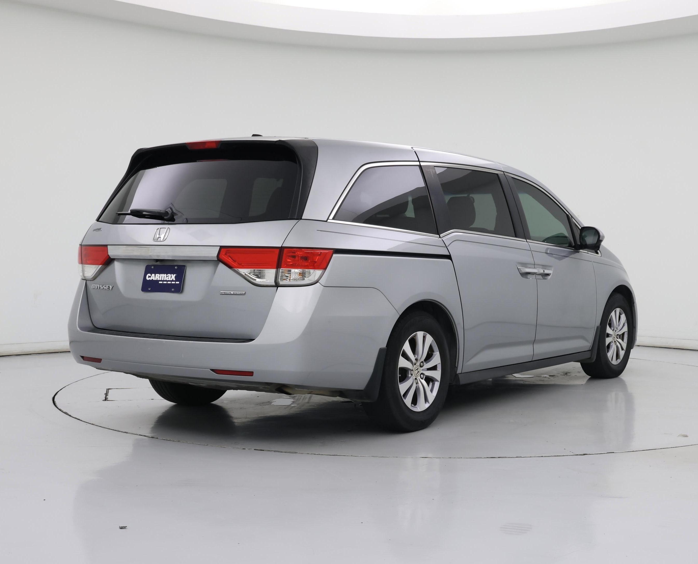 Thumbnail: 2016 Honda Odyssey - 8