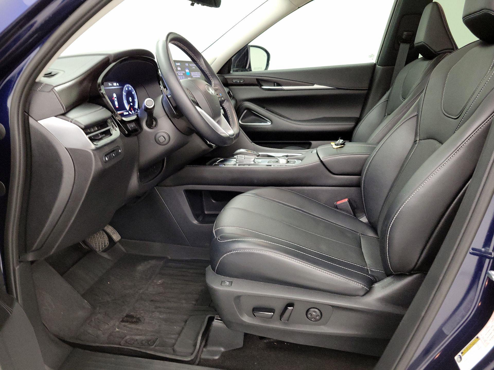 Thumbnail: 2023 INFINITI QX60 - 11