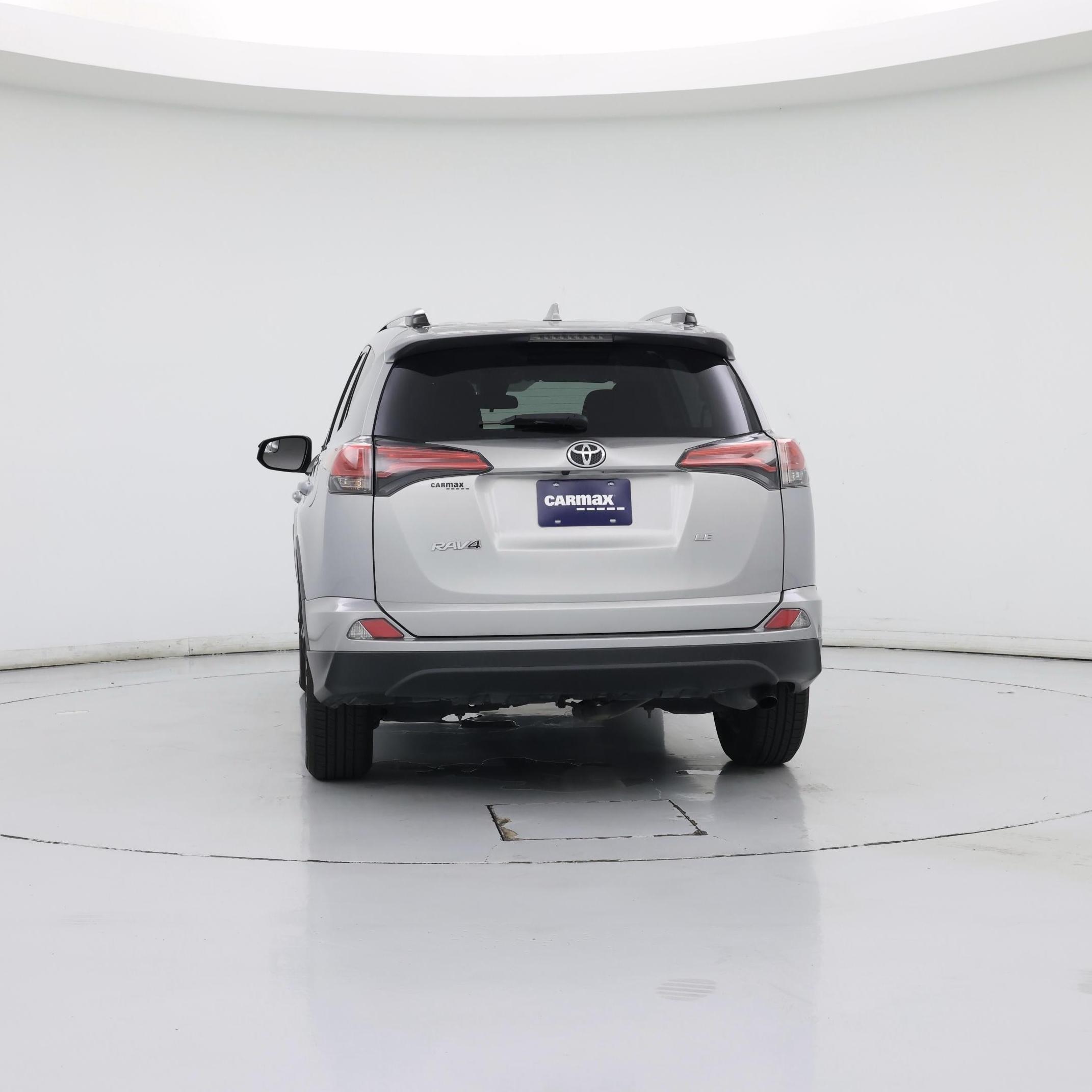 Thumbnail: 2018 Toyota RAV4 - 6
