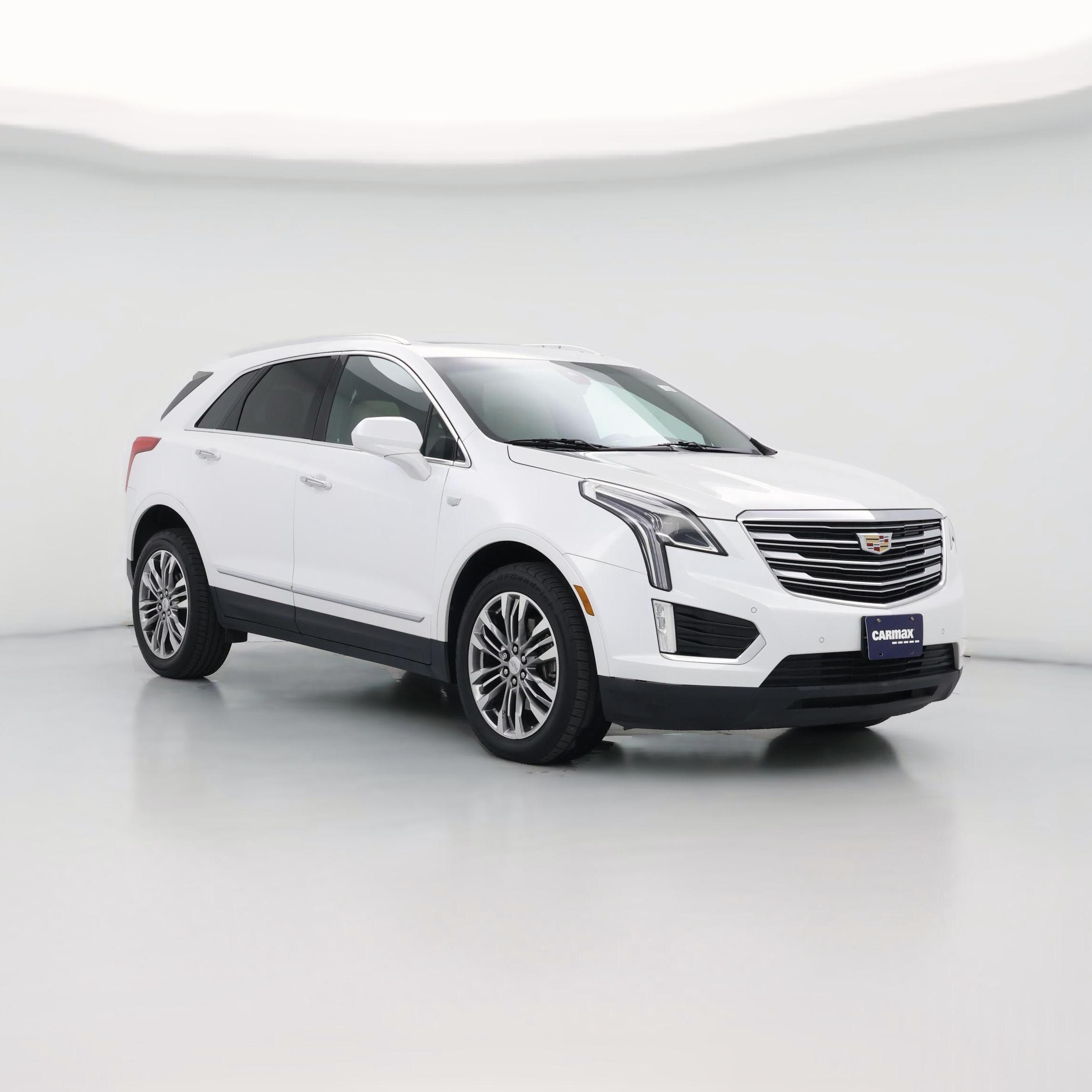 Thumbnail: 2017 Cadillac XT5 - 1
