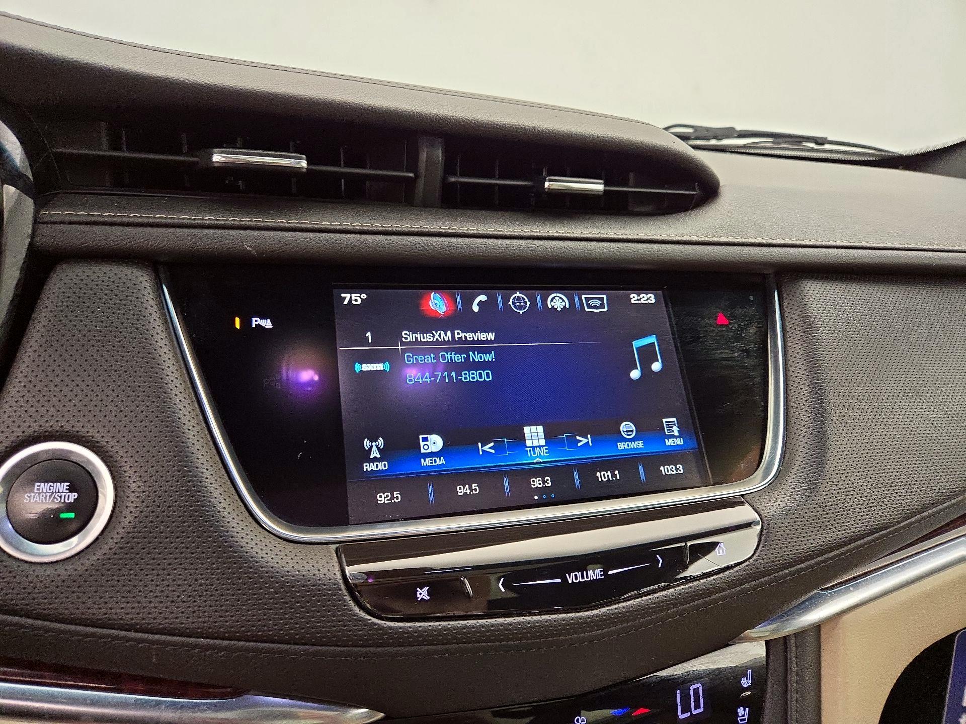 Thumbnail: 2017 Cadillac XT5 - 16