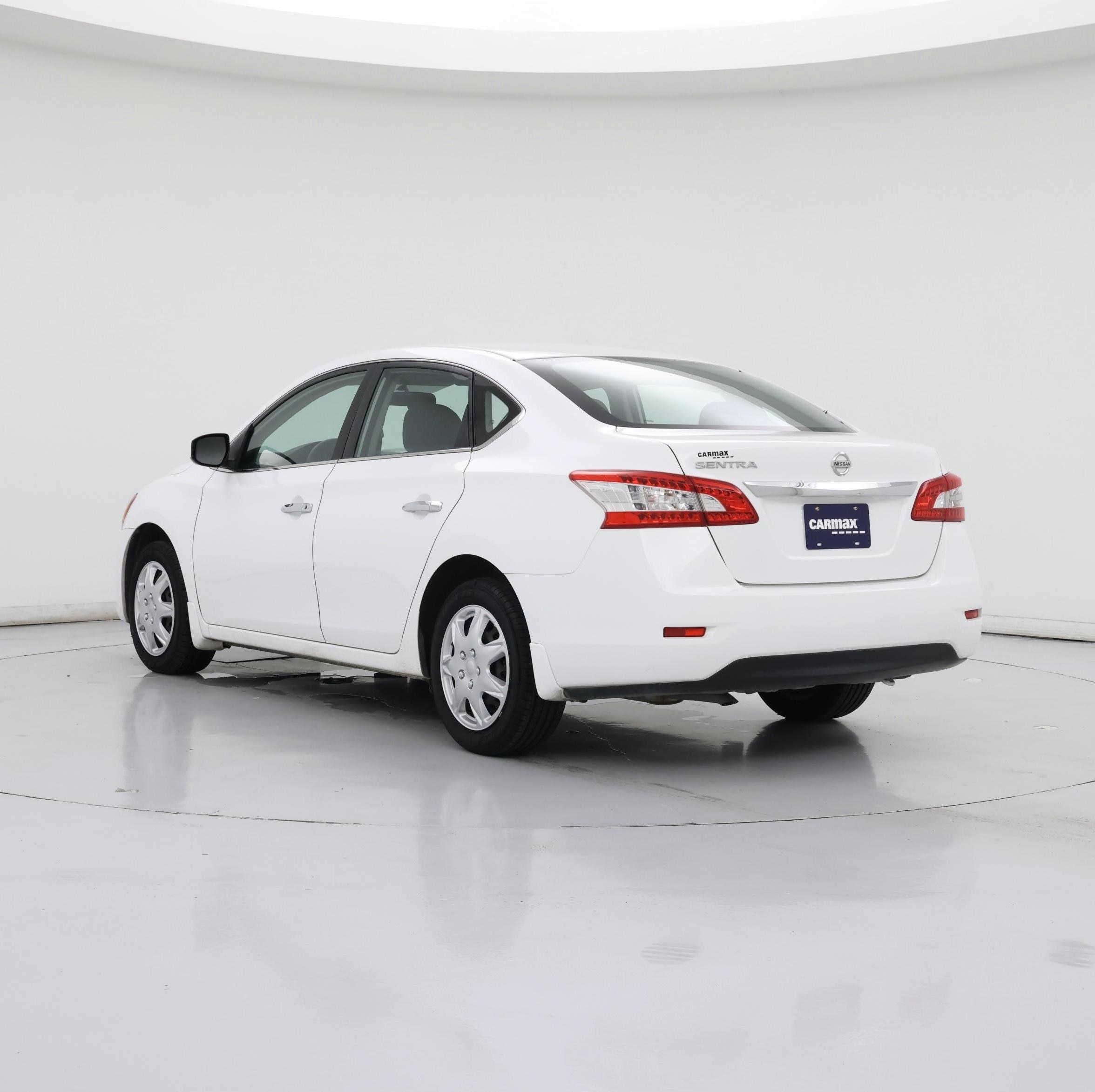 Thumbnail: 2015 Nissan Sentra - 2