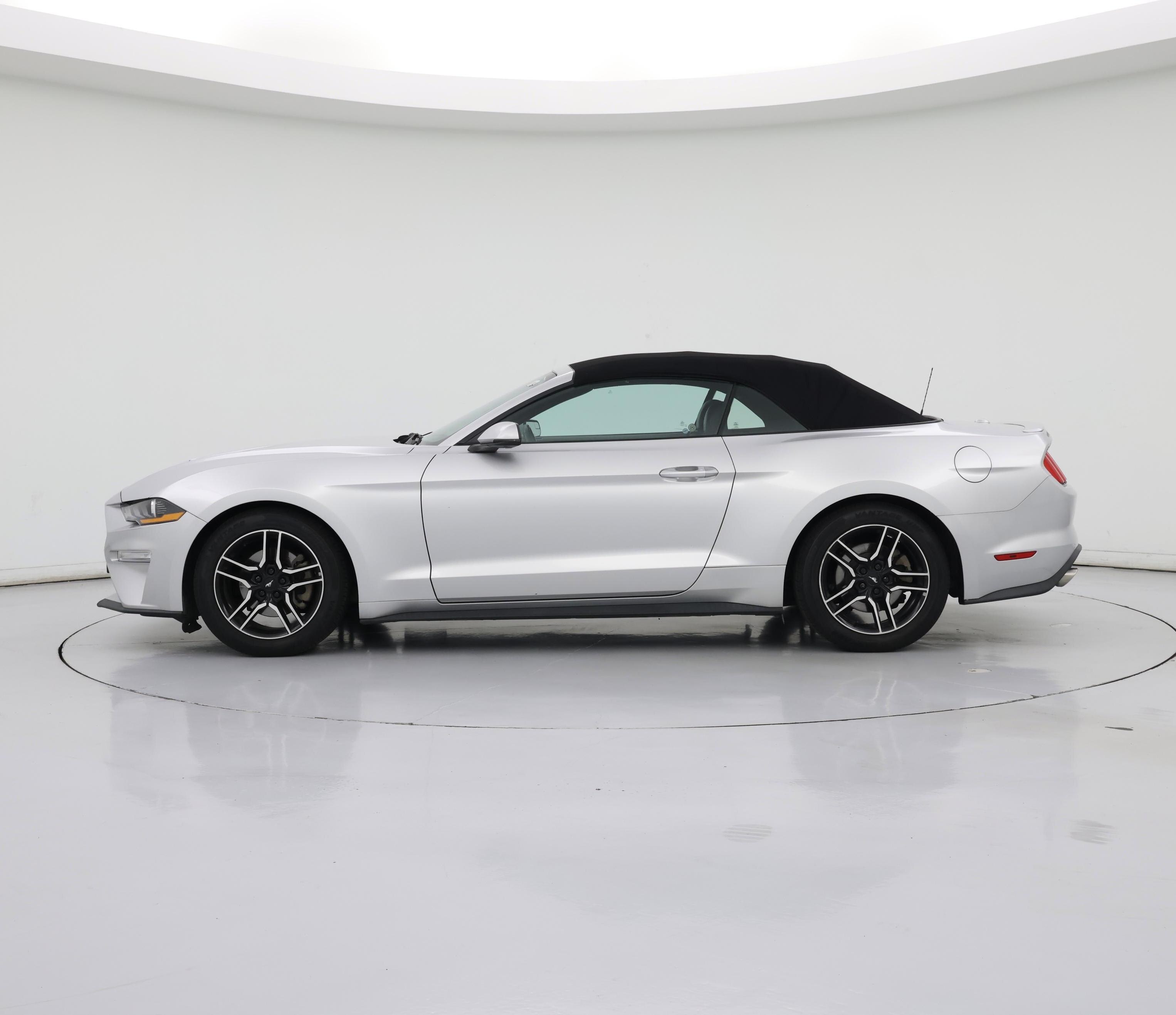 Thumbnail: 2019 Ford Mustang - 3