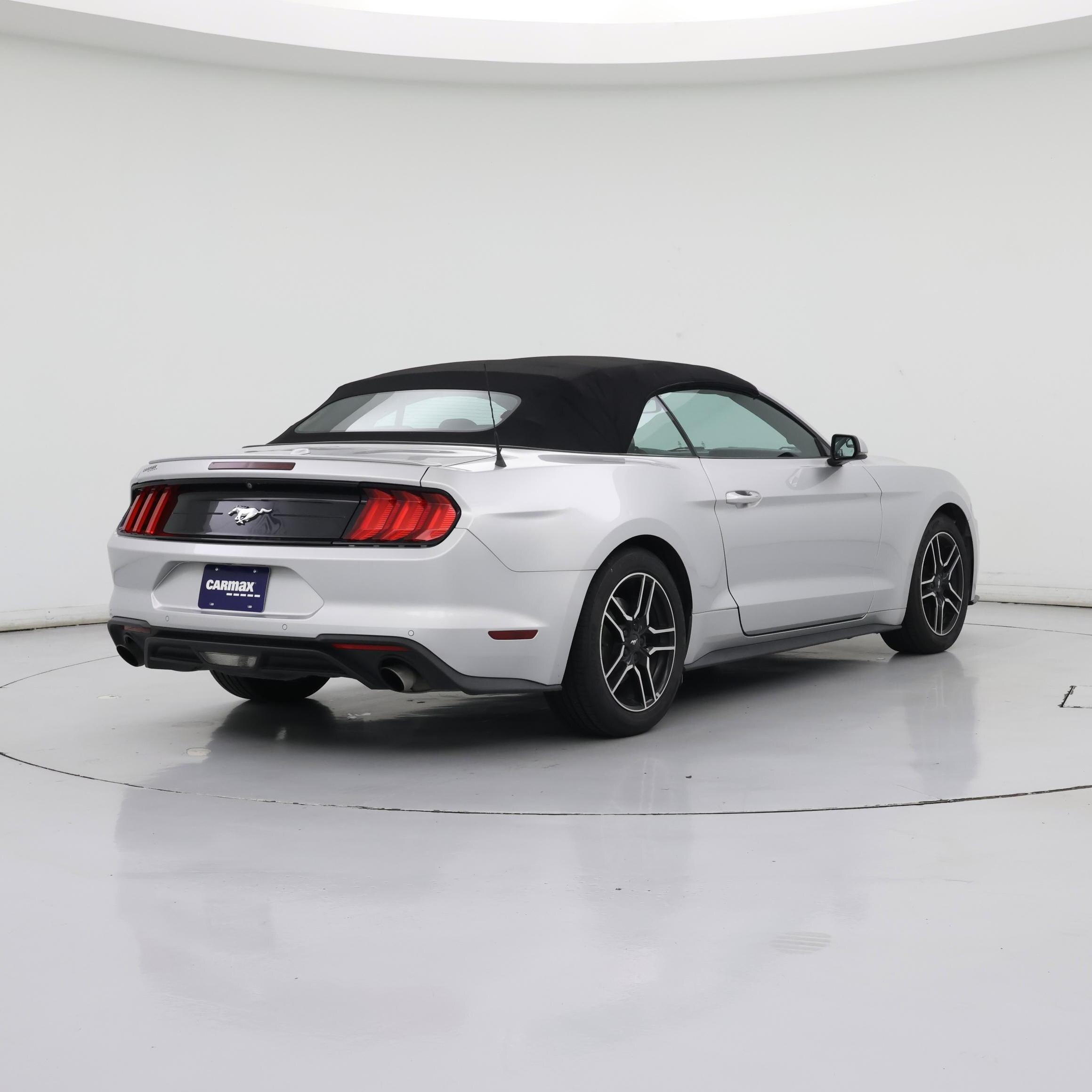 Thumbnail: 2019 Ford Mustang - 8