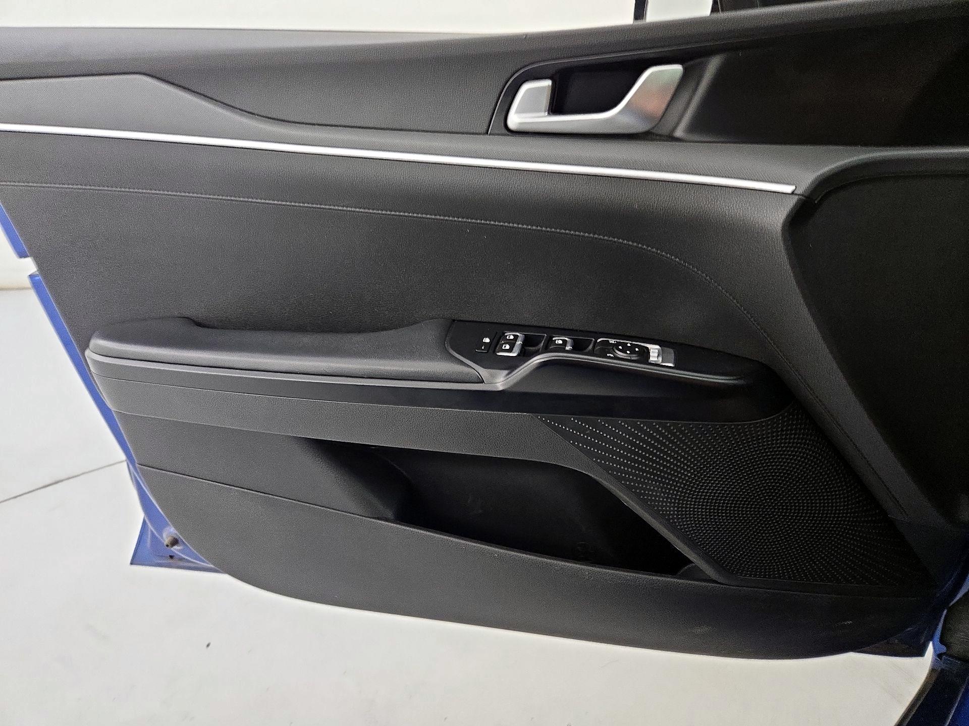 Thumbnail: 2021 Kia K5 - 12