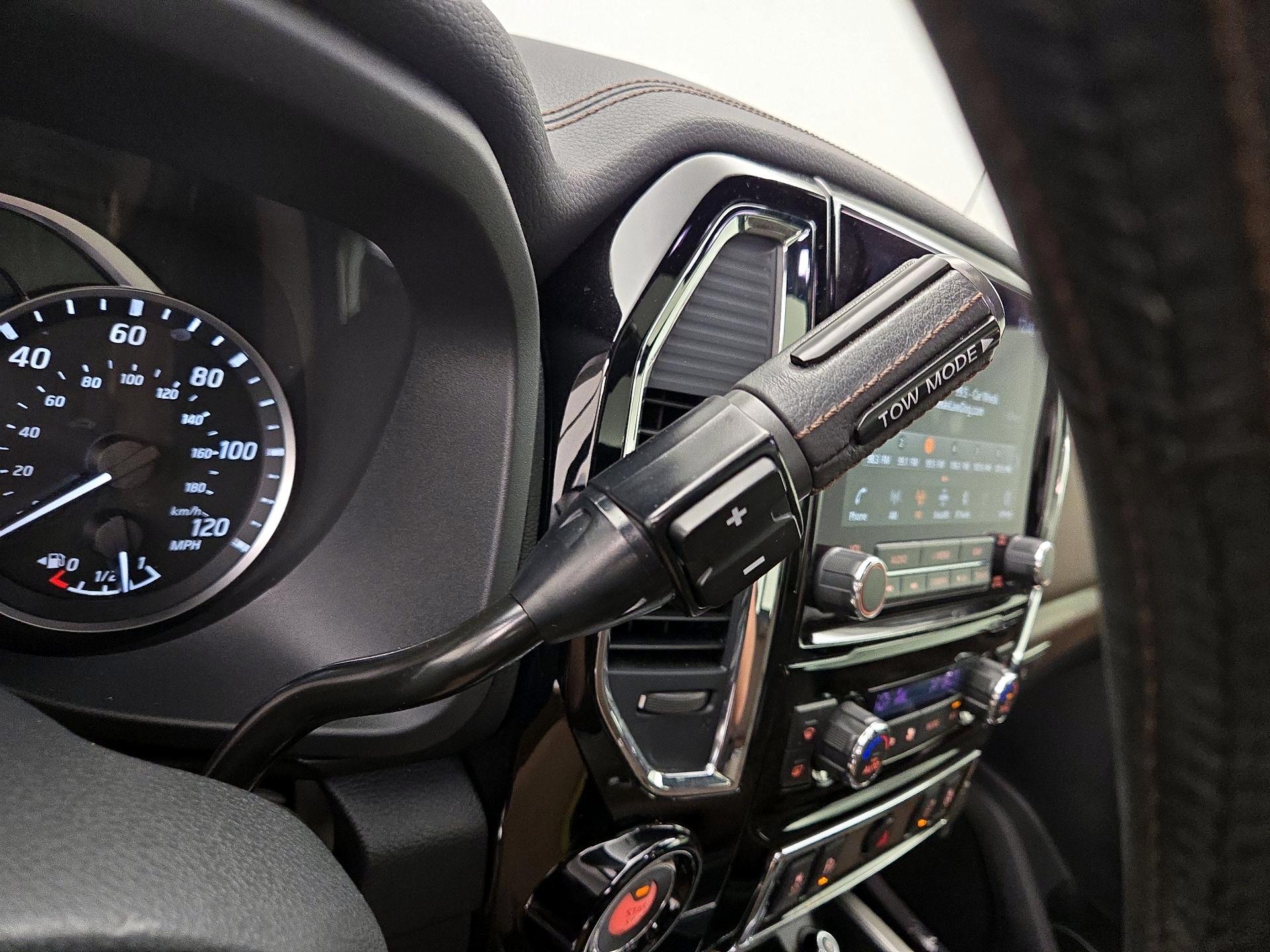 Thumbnail: 2021 Nissan Titan - 17