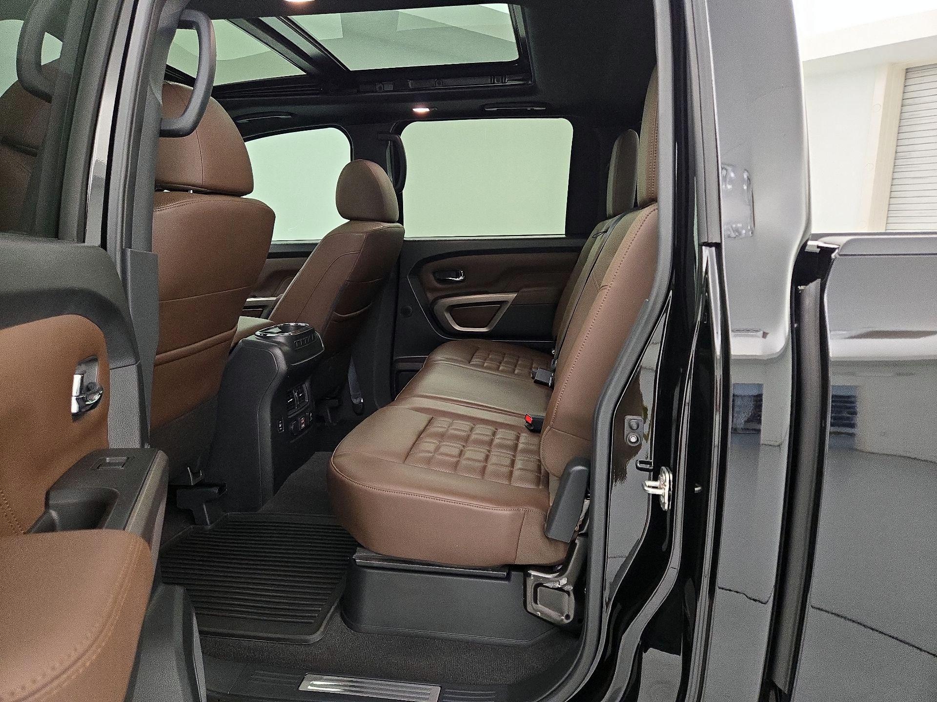 Thumbnail: 2021 Nissan Titan - 20