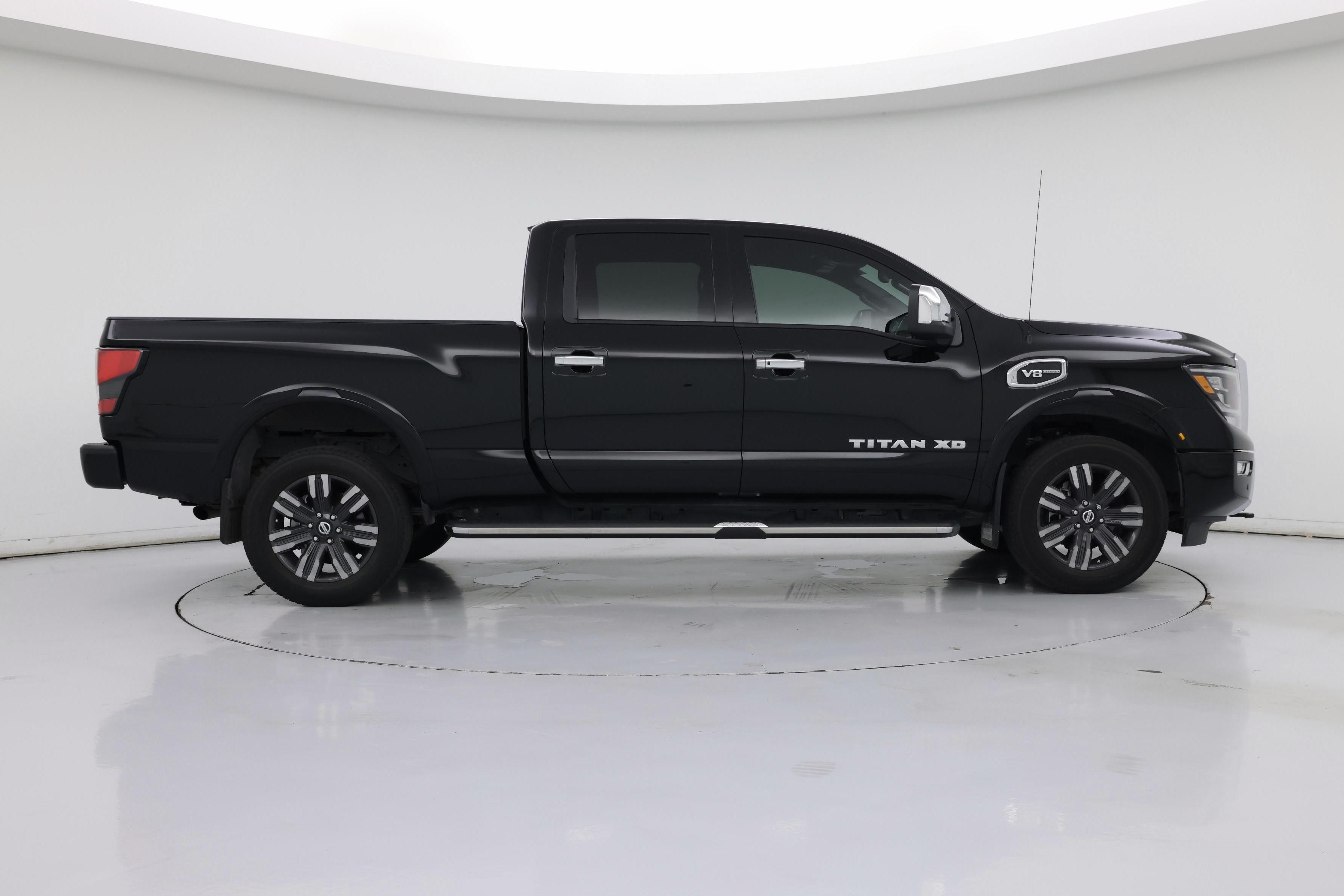 Thumbnail: 2021 Nissan Titan - 7