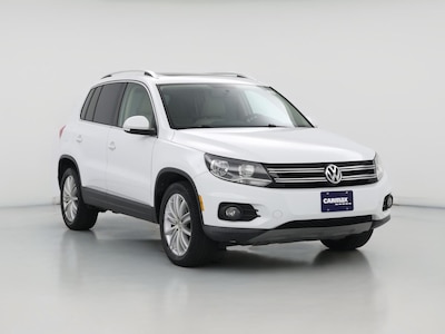 White 2015 Volkswagen Tiguan SE