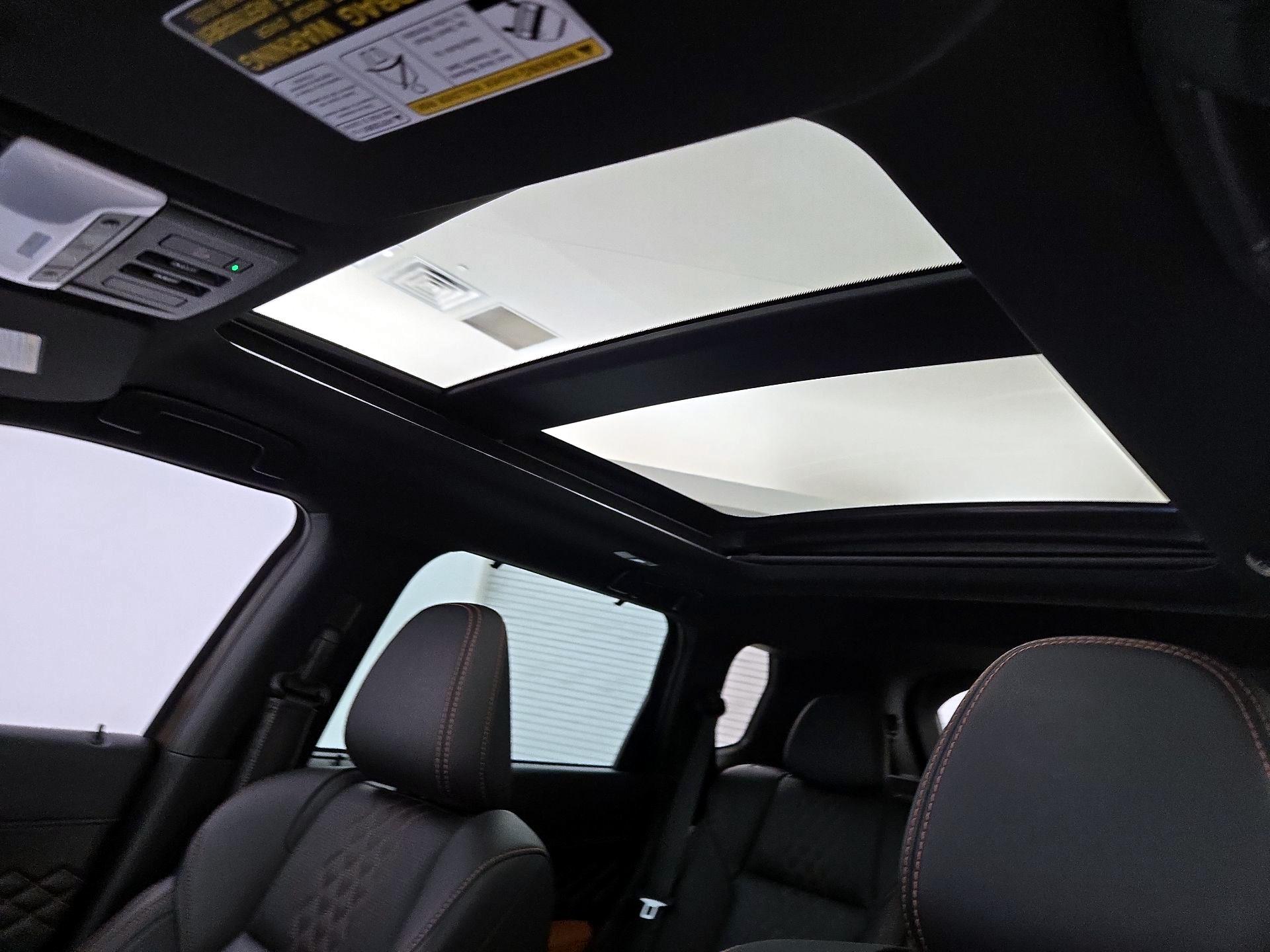 Thumbnail: 2022 Mitsubishi Outlander - 20