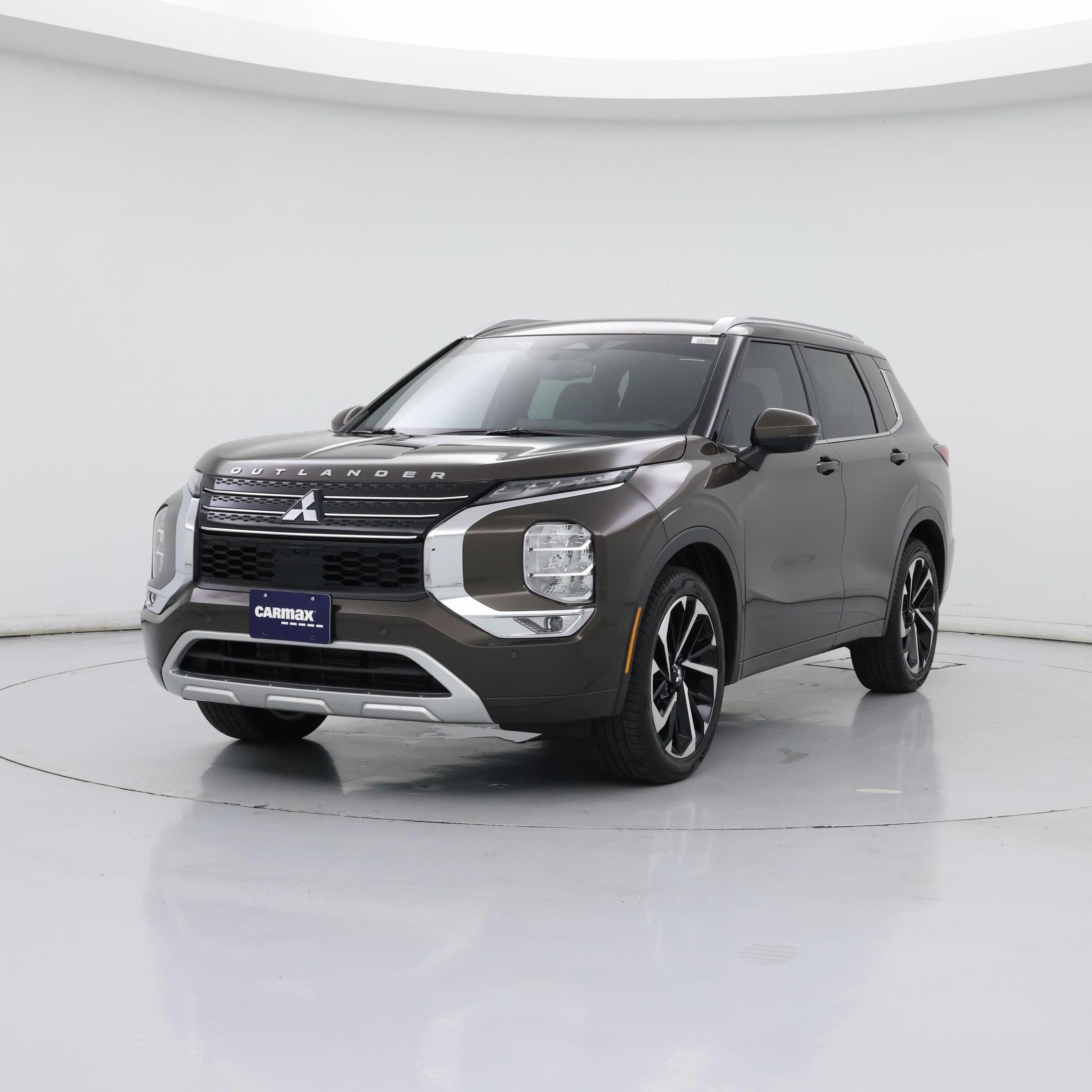 Thumbnail: 2022 Mitsubishi Outlander - 4