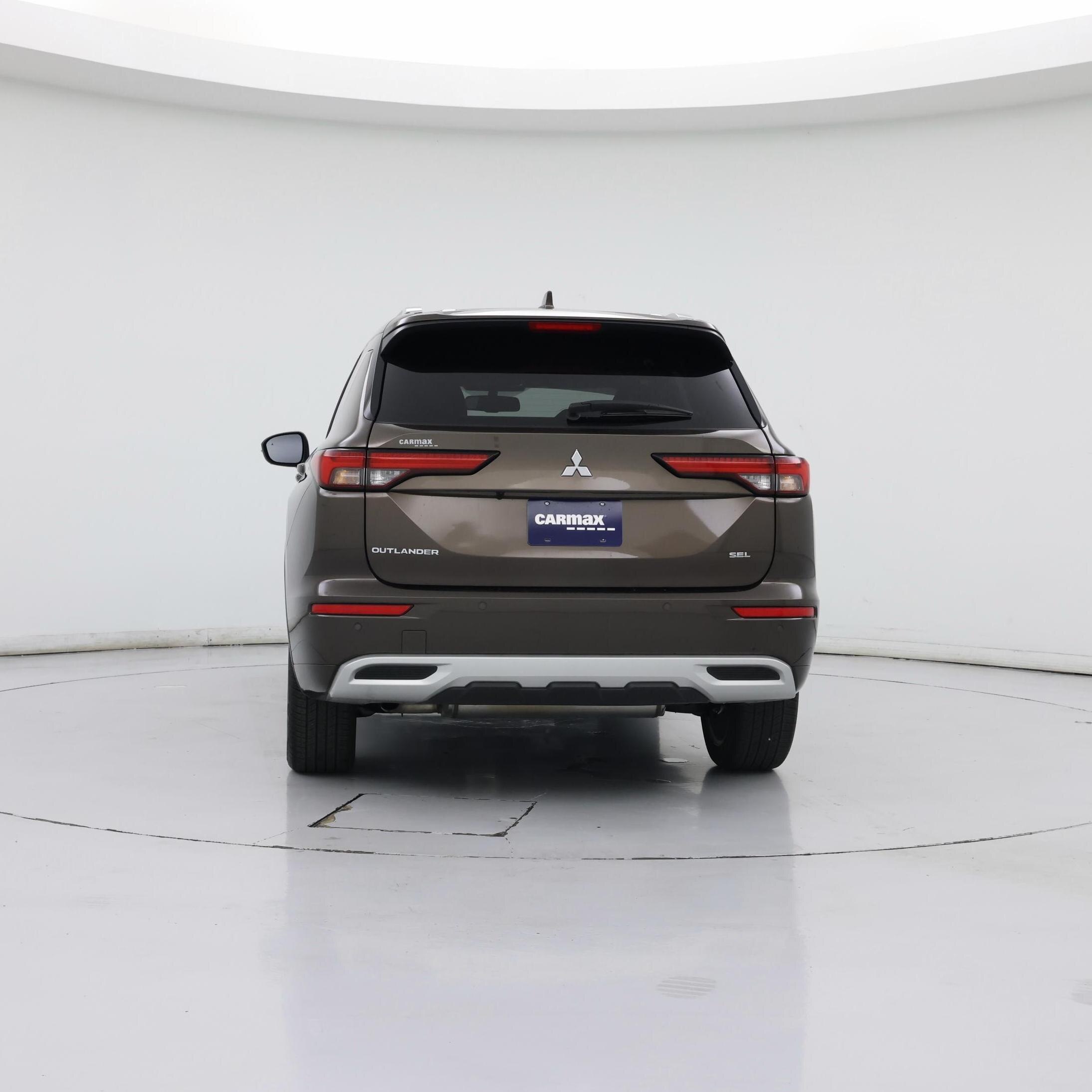 Thumbnail: 2022 Mitsubishi Outlander - 6