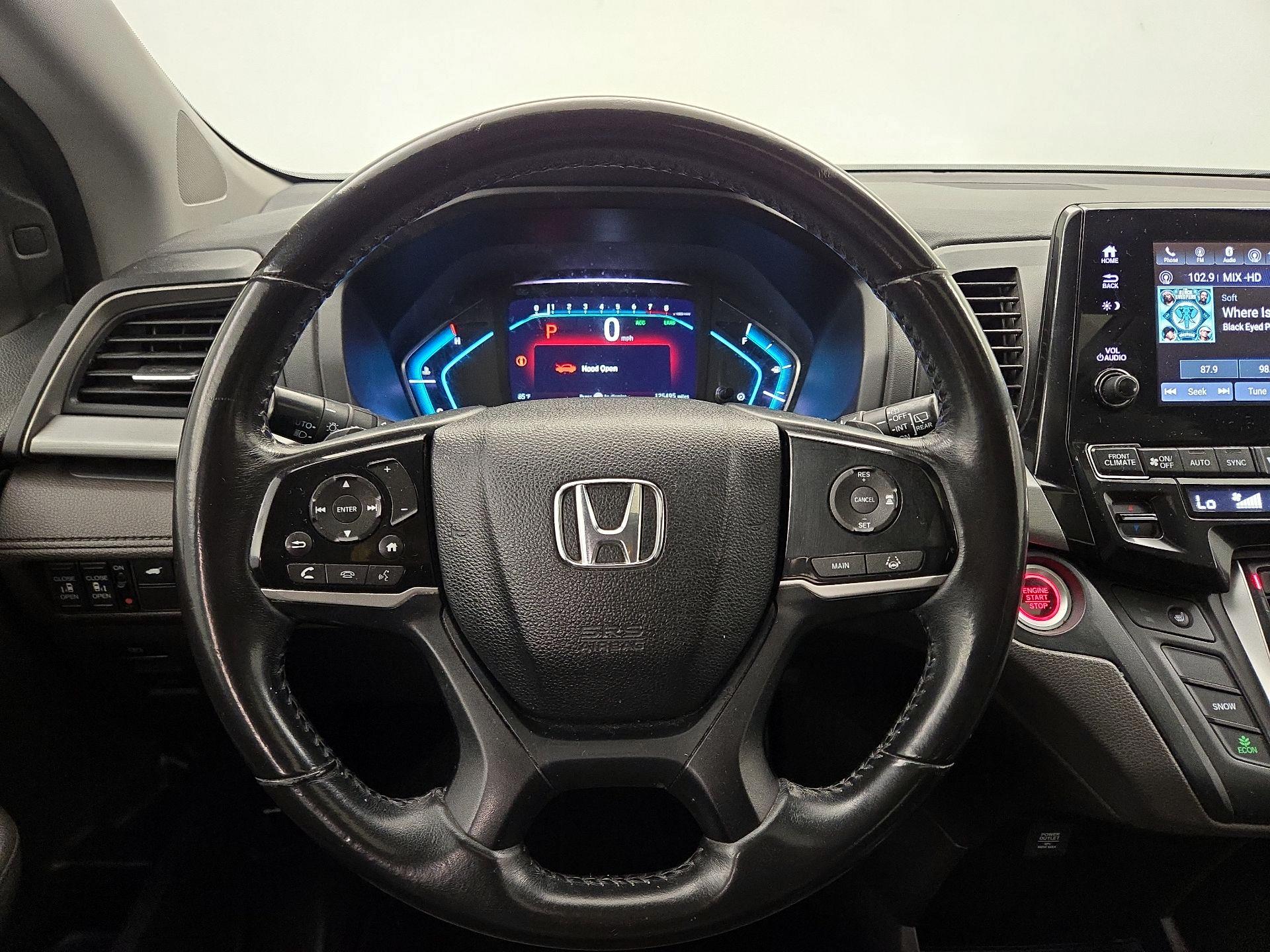 Thumbnail: 2018 Honda Odyssey - 10