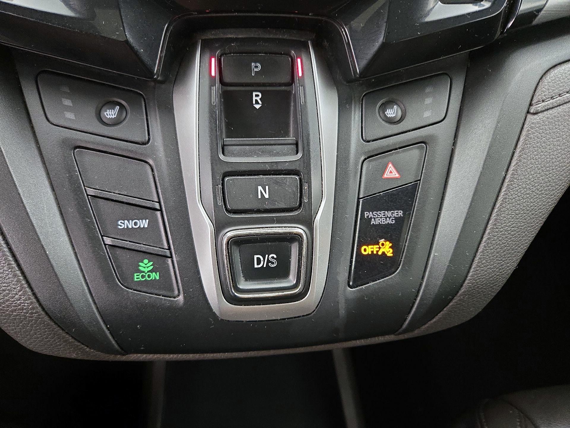 Thumbnail: 2018 Honda Odyssey - 17