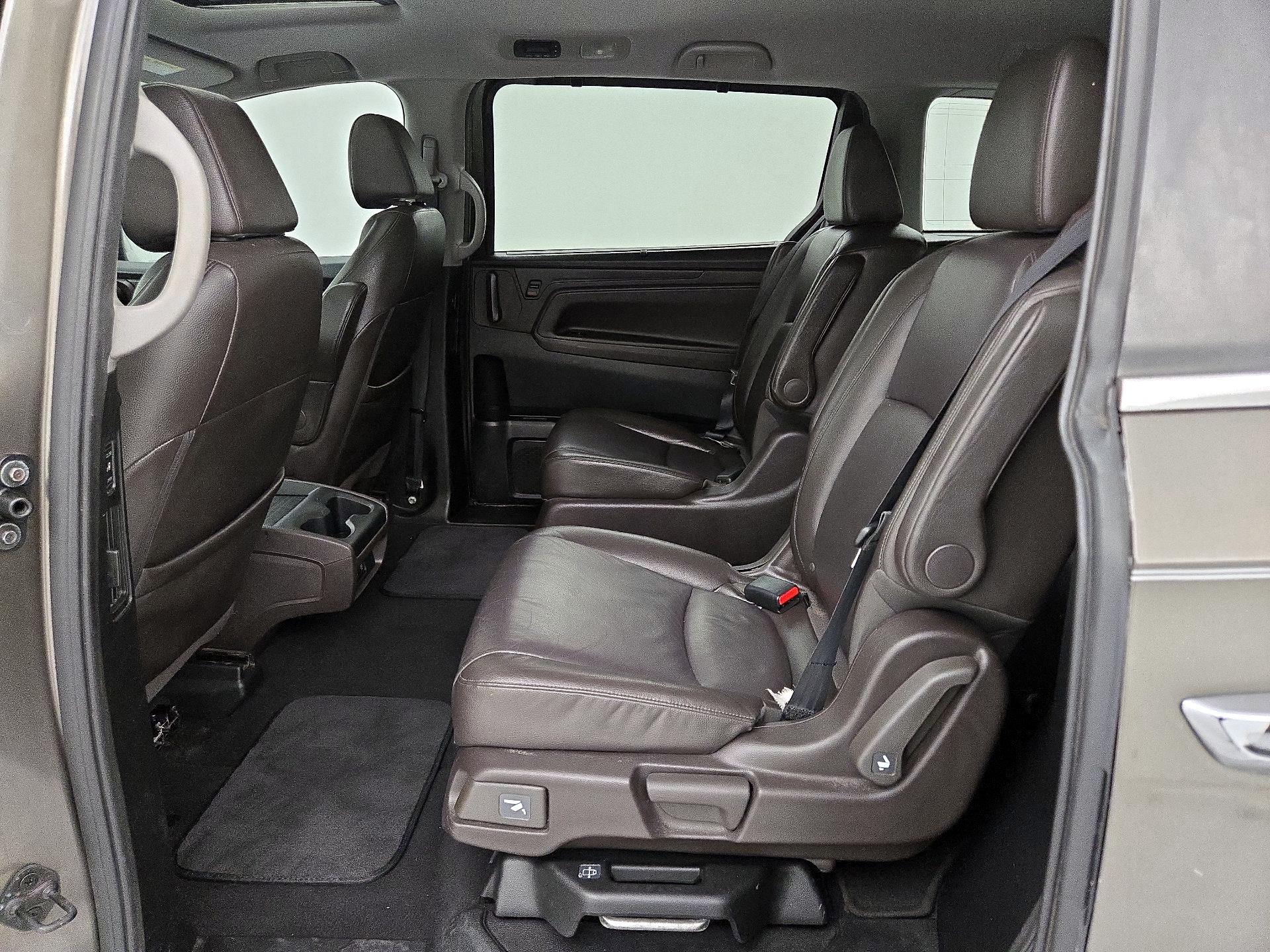 Thumbnail: 2018 Honda Odyssey - 20