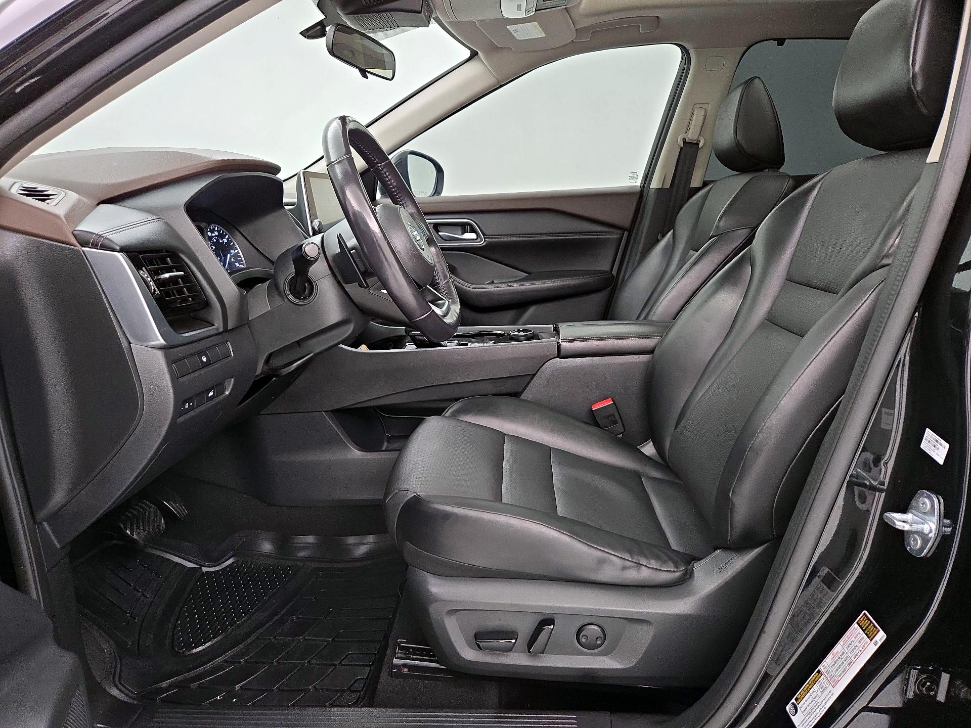 Thumbnail: 2021 Nissan Rogue - 11
