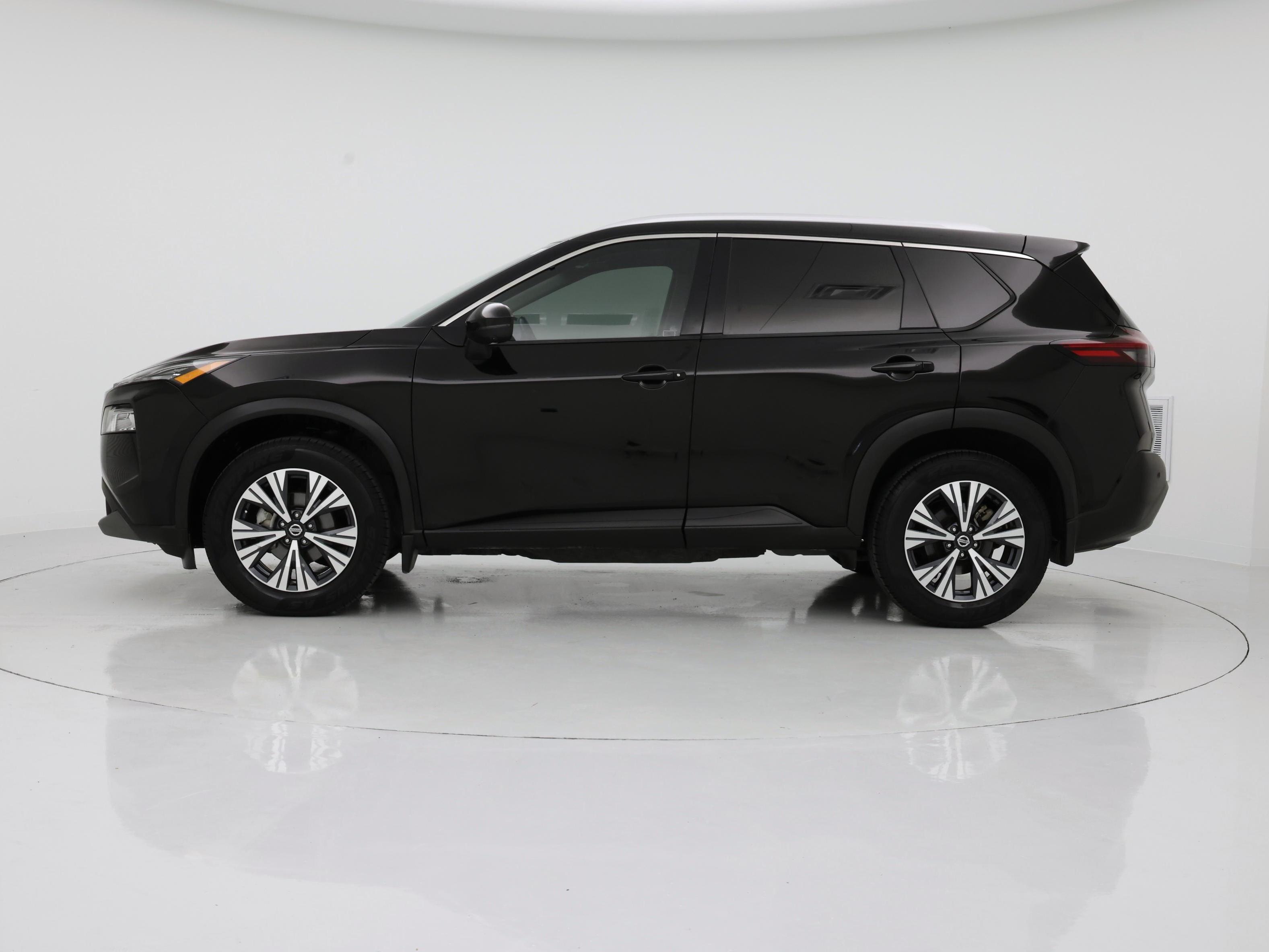 Thumbnail: 2021 Nissan Rogue - 3