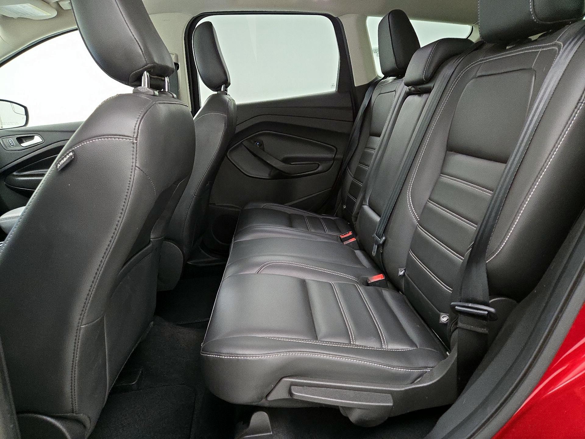 Thumbnail: 2019 Ford Escape - 20