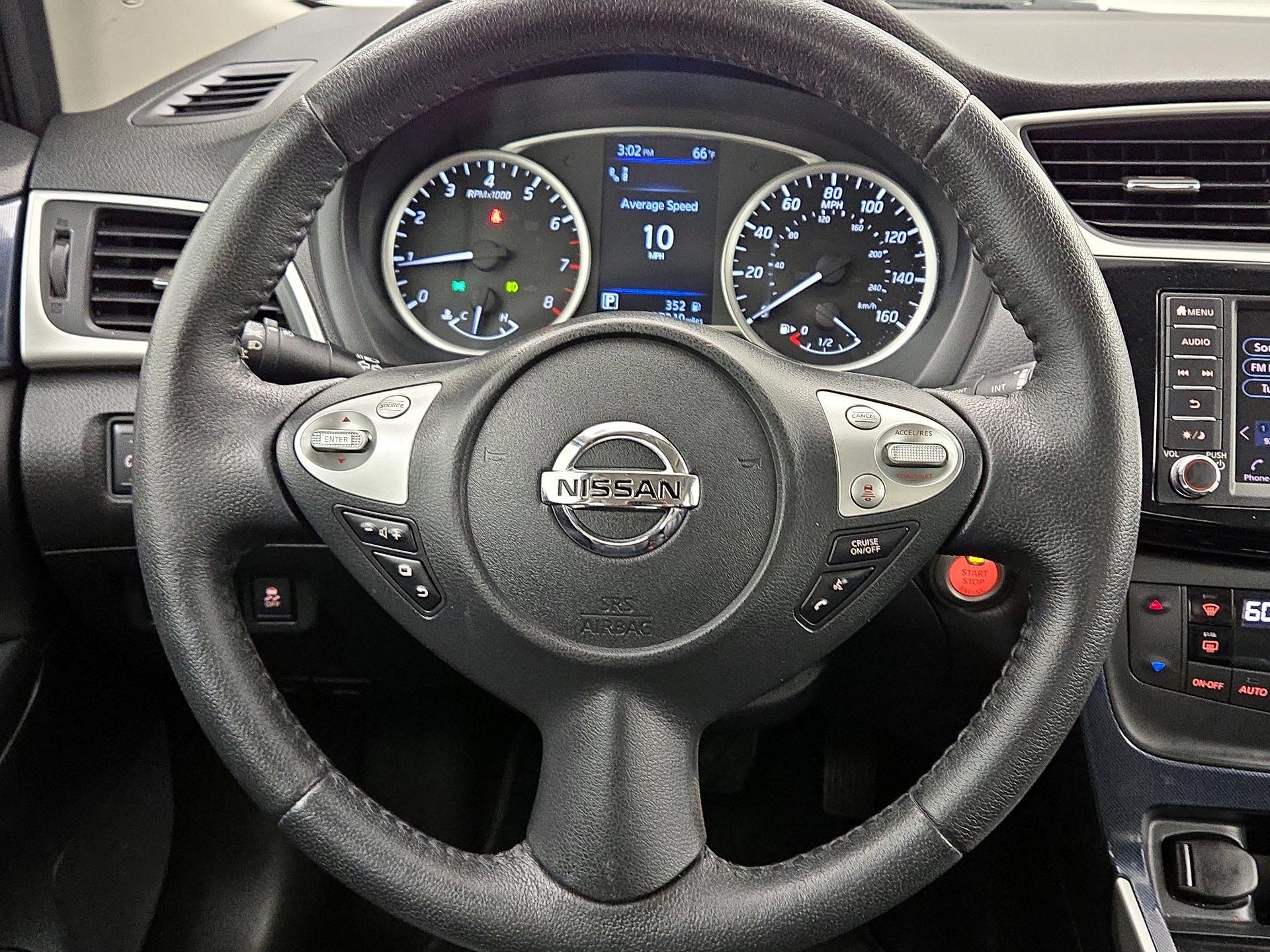 Thumbnail: 2019 Nissan Sentra - 10