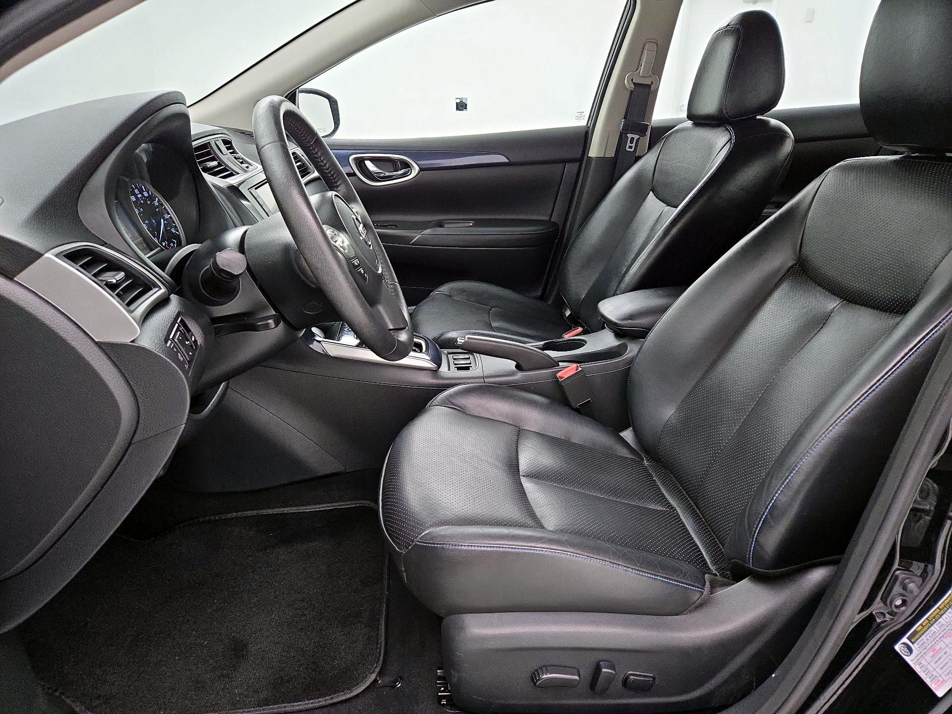 Thumbnail: 2019 Nissan Sentra - 11