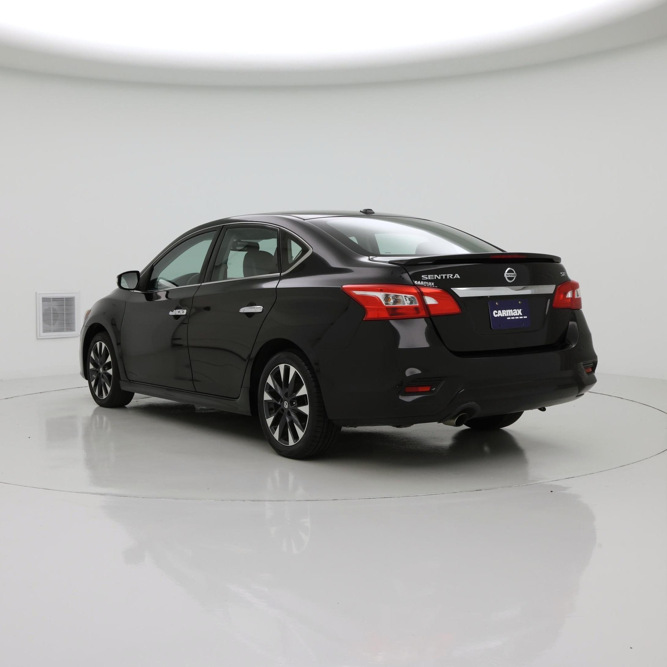 Thumbnail: 2019 Nissan Sentra - 2