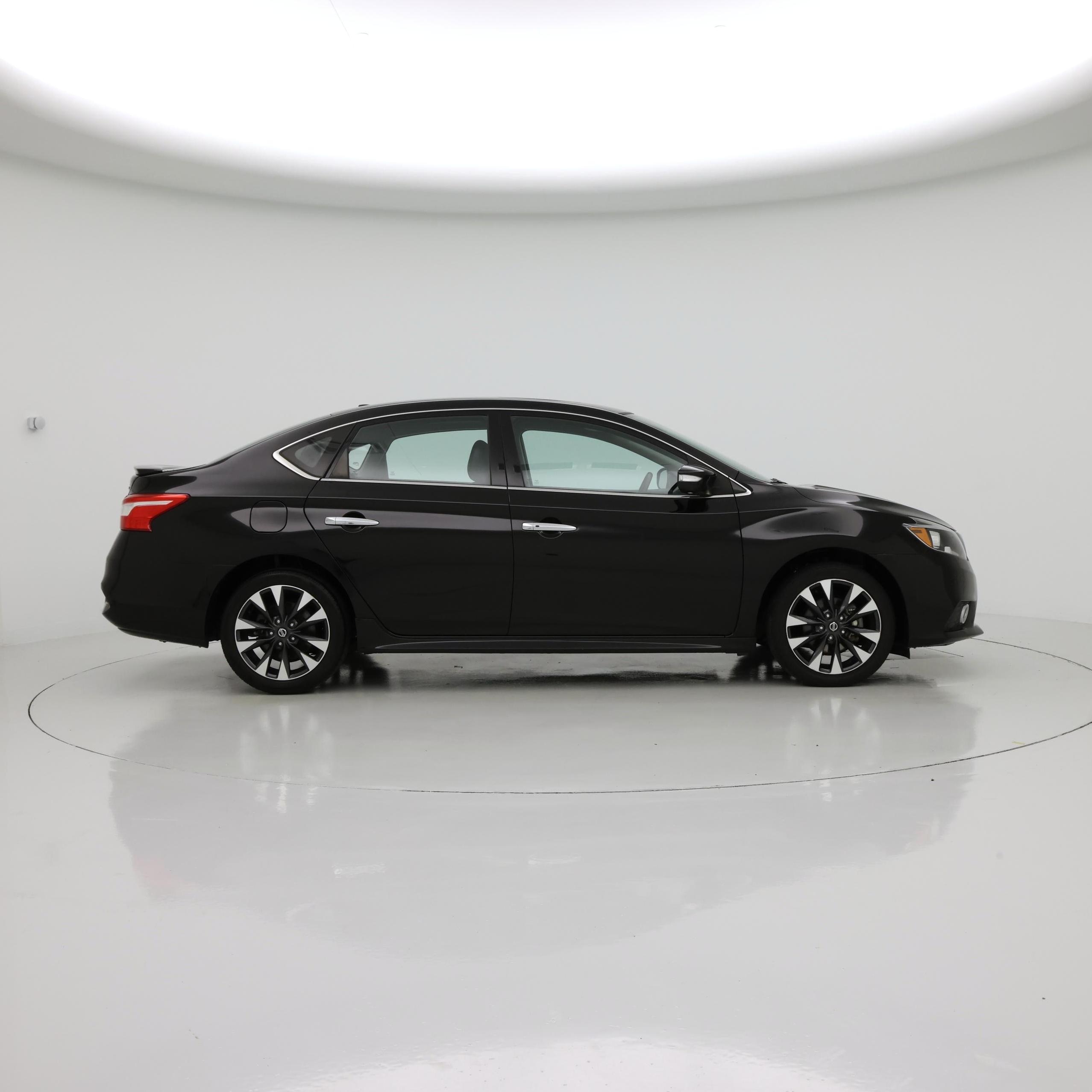Thumbnail: 2019 Nissan Sentra - 7