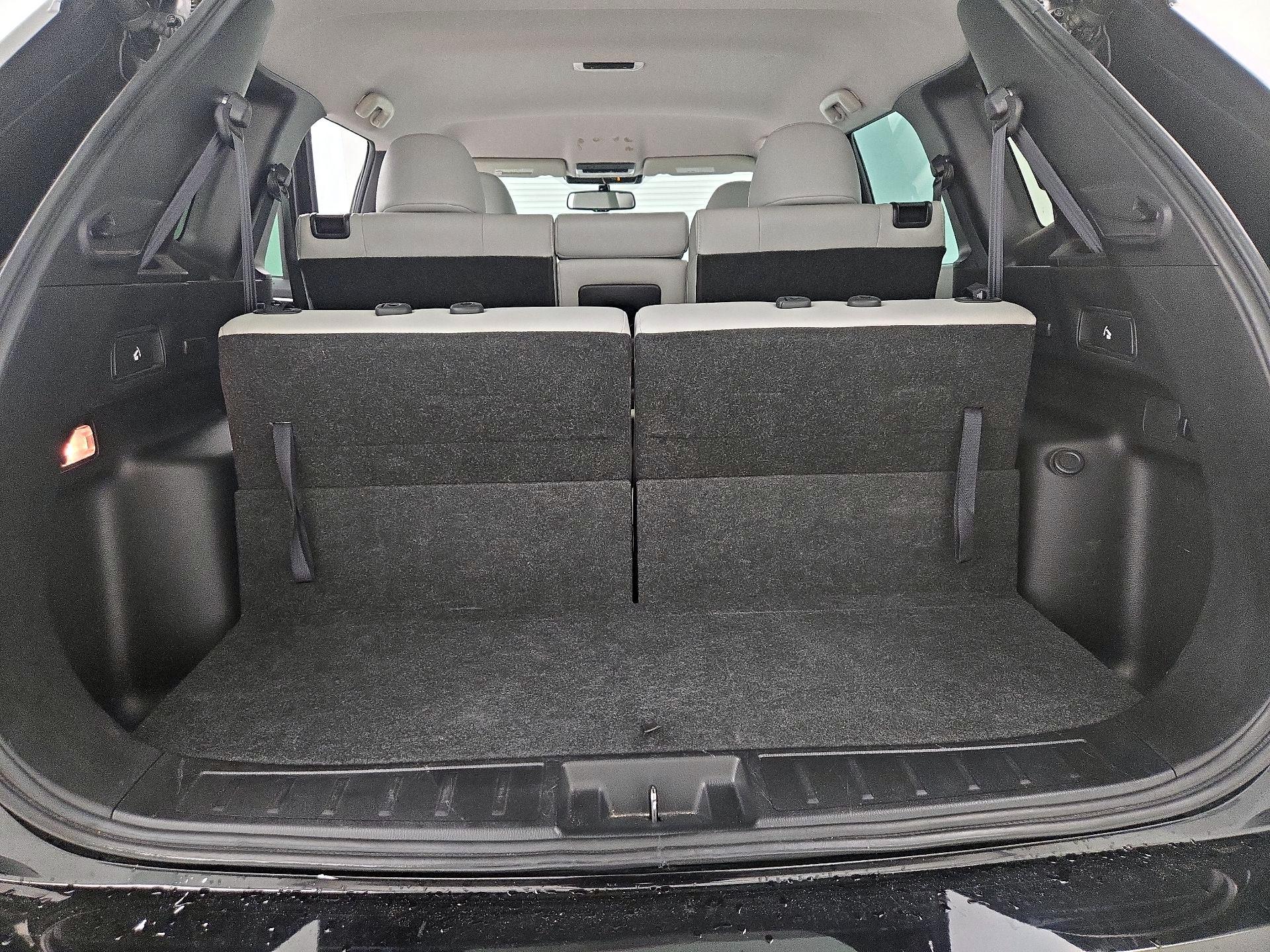 Thumbnail: 2022 Mitsubishi Outlander - 18