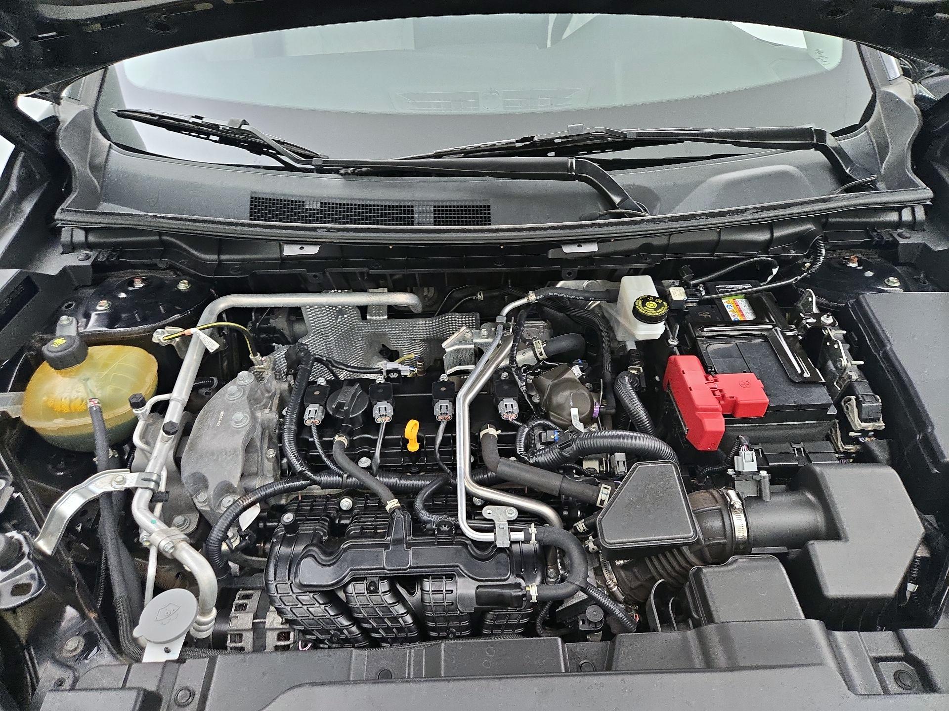 Thumbnail: 2022 Mitsubishi Outlander - 19