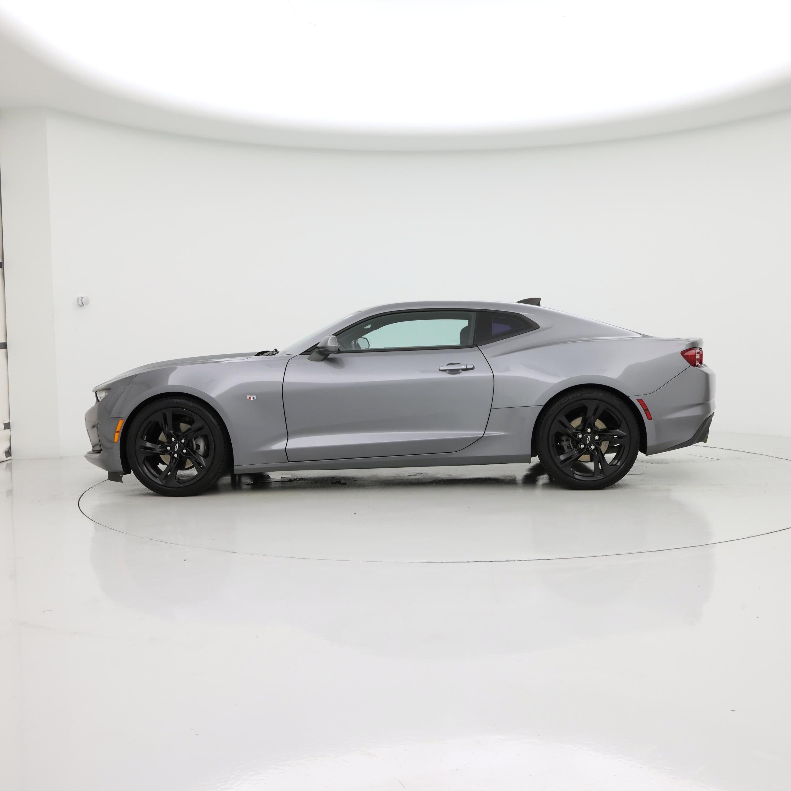 Thumbnail: 2021 Chevrolet Camaro - 3