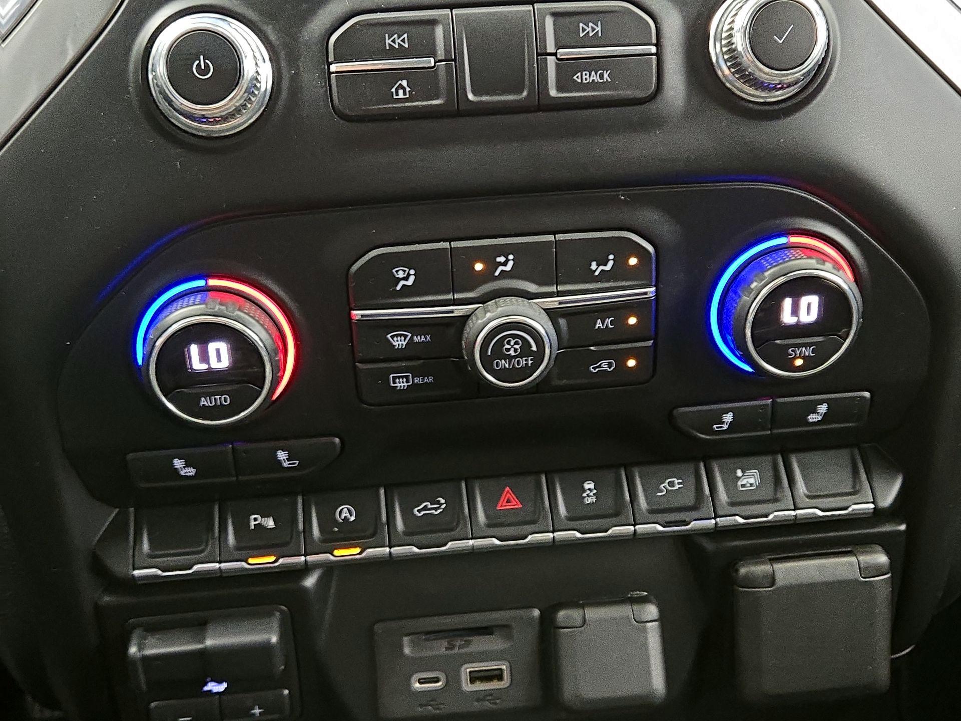 Thumbnail: 2021 Chevrolet Silverado 1500 - 16