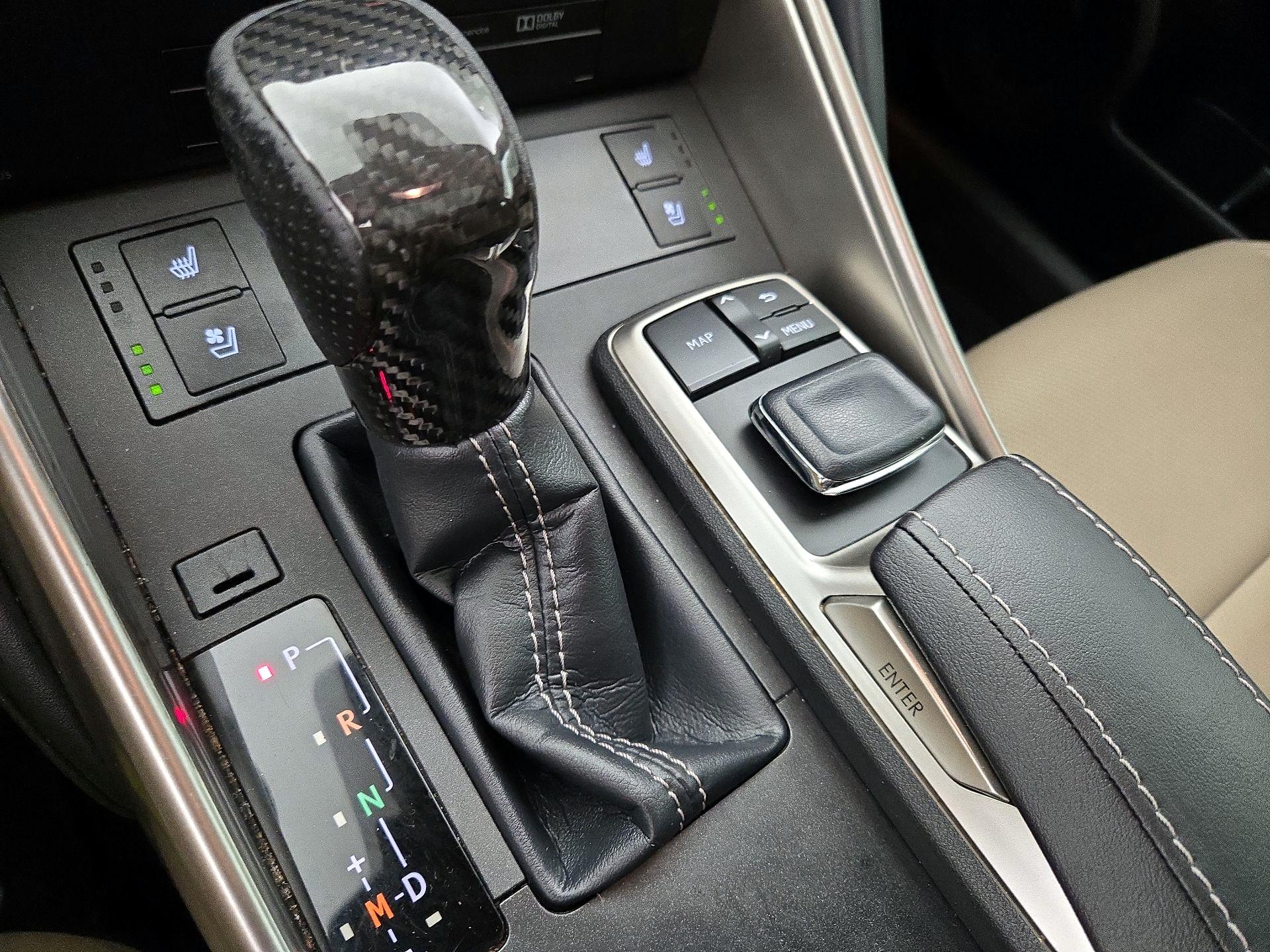 Thumbnail: 2018 Lexus IS - 18