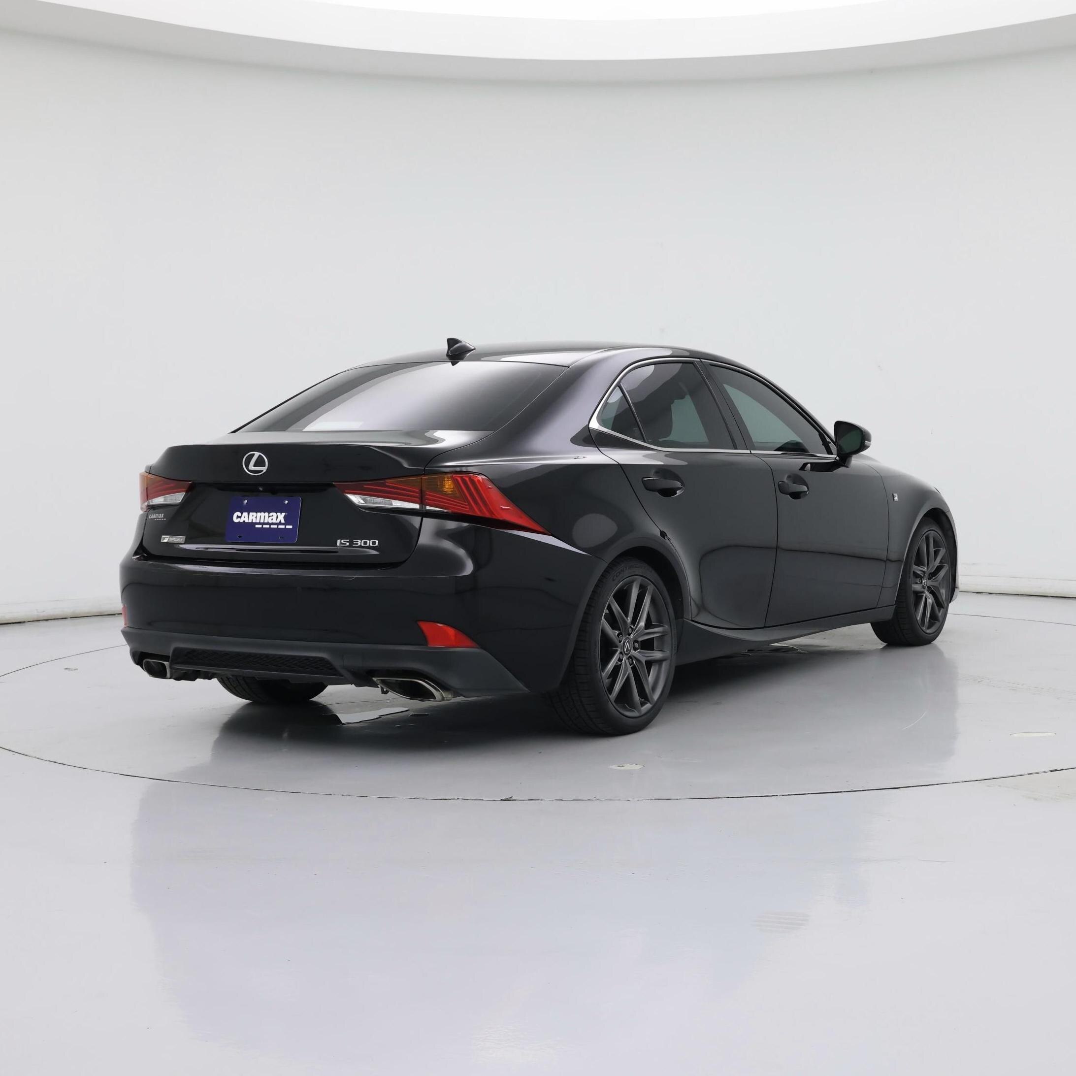 Thumbnail: 2018 Lexus IS - 8
