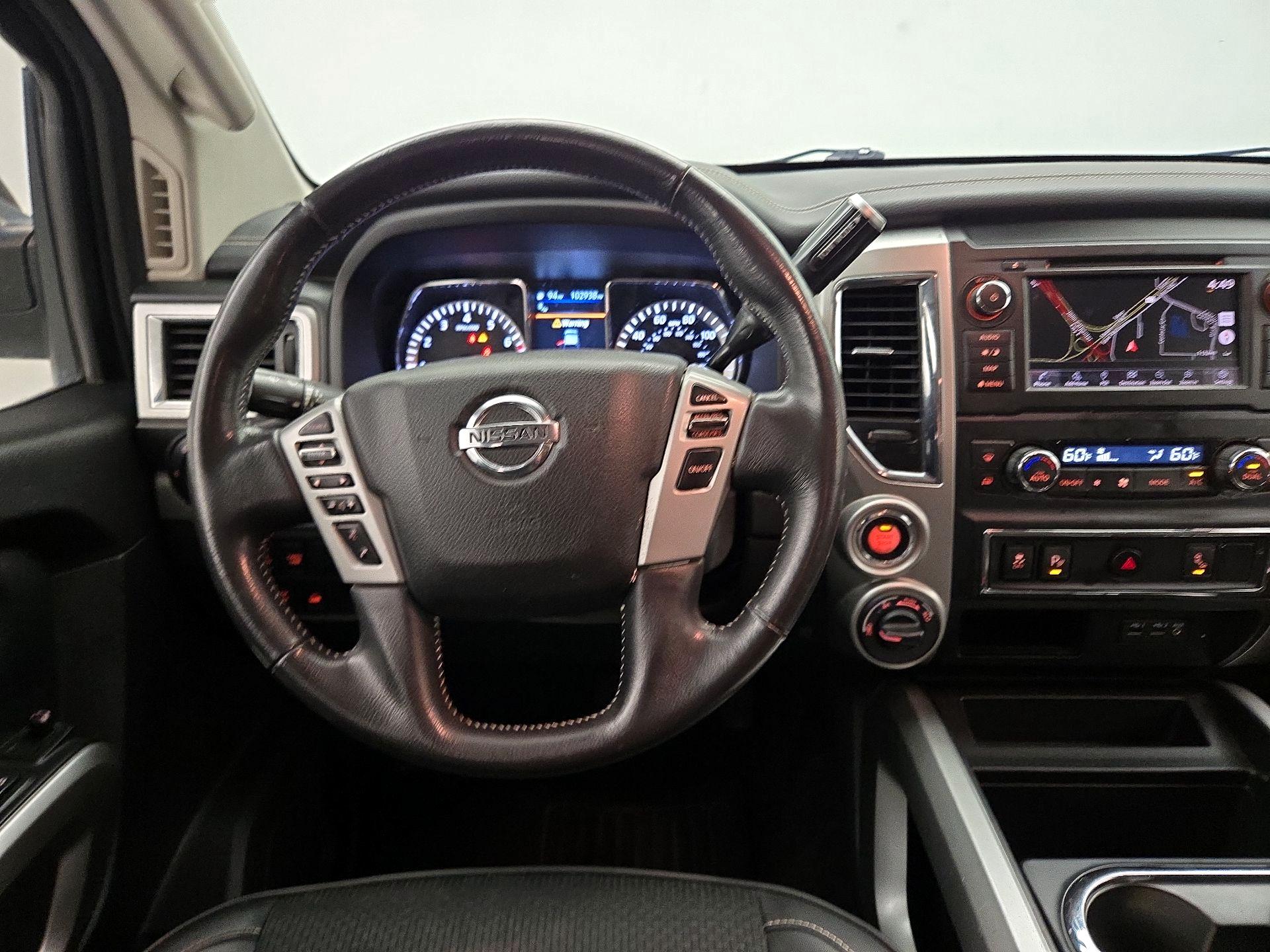 Thumbnail: 2019 Nissan Titan - 10