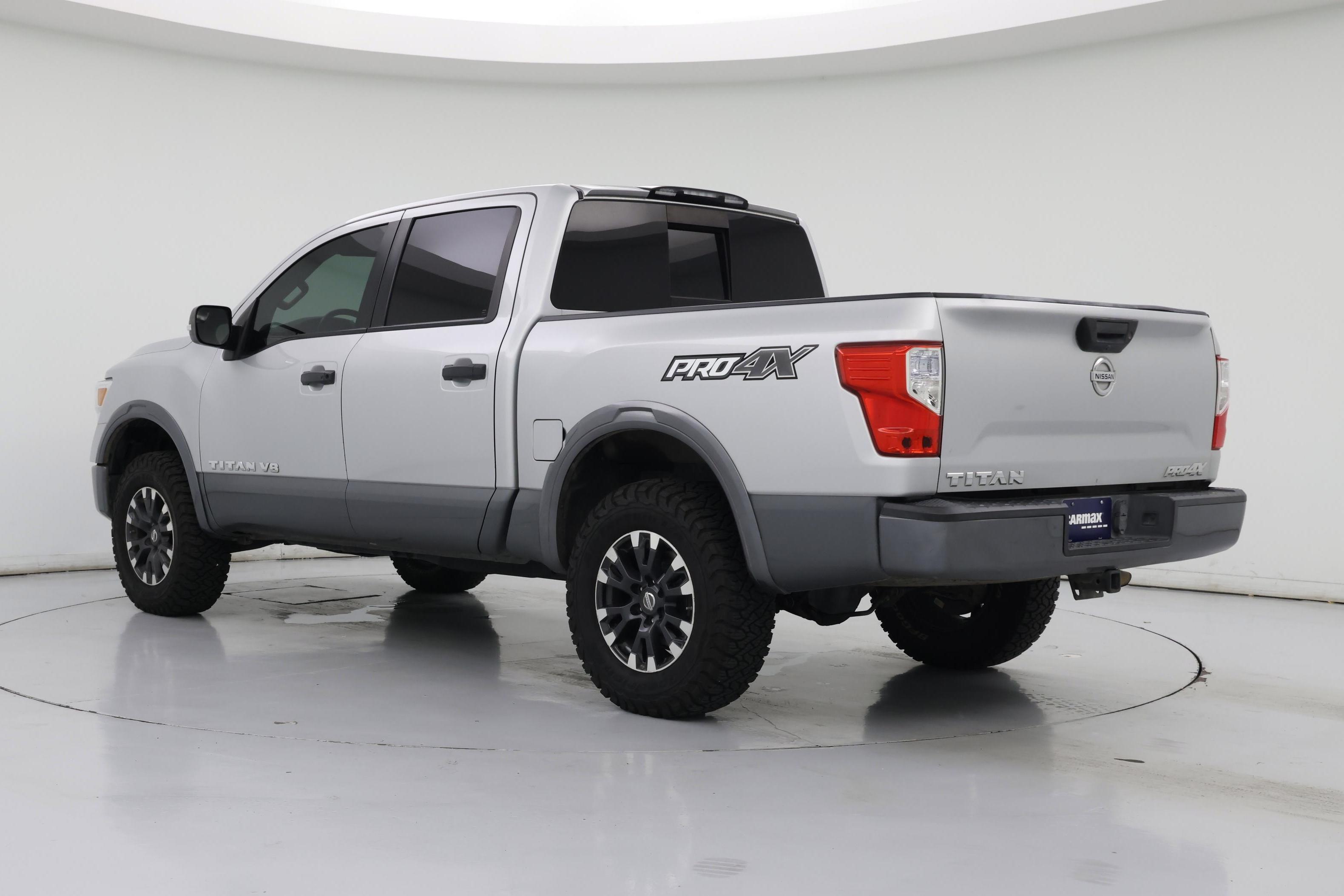Thumbnail: 2019 Nissan Titan - 2