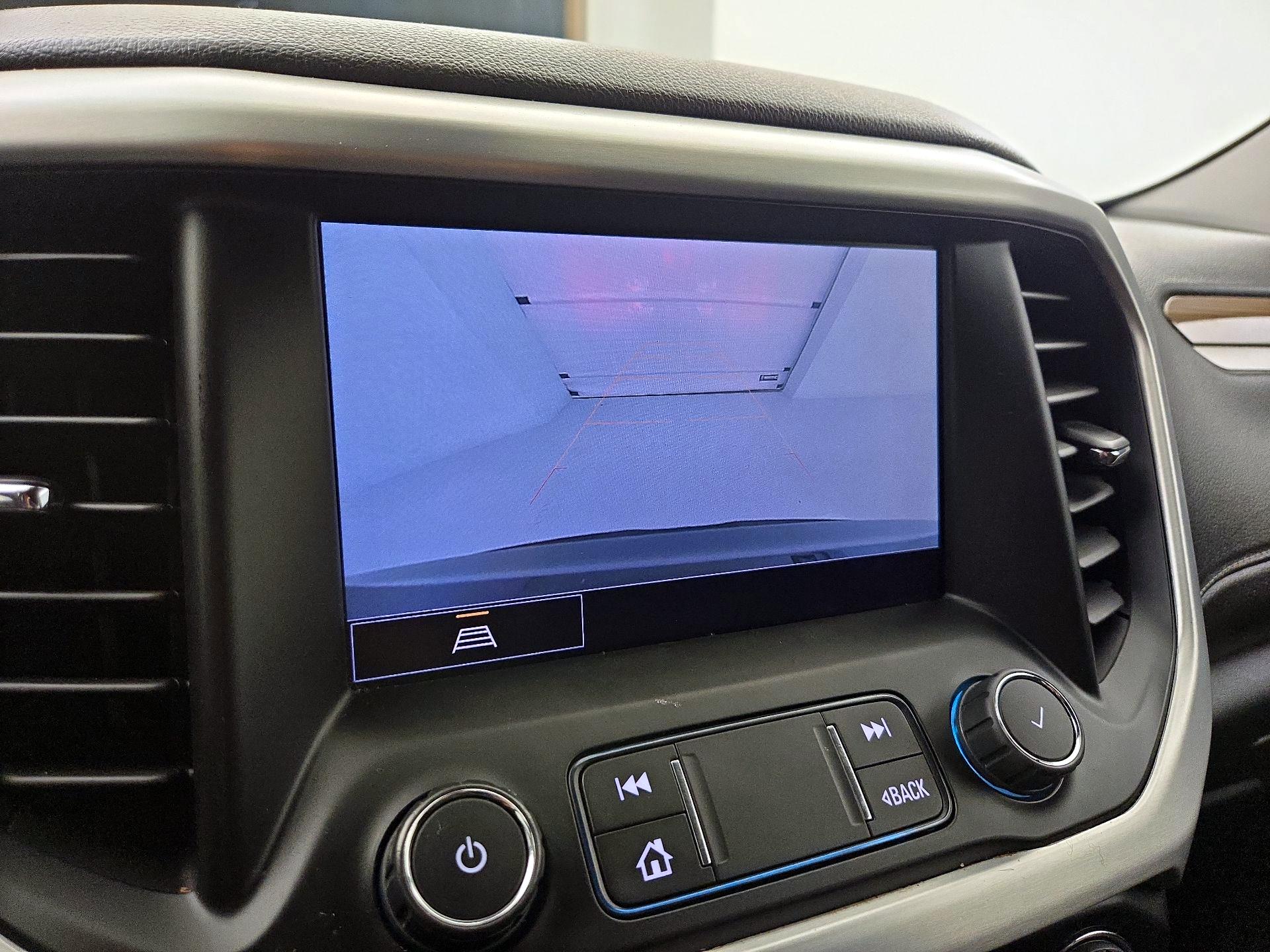 Thumbnail: 2022 GMC Acadia - 14