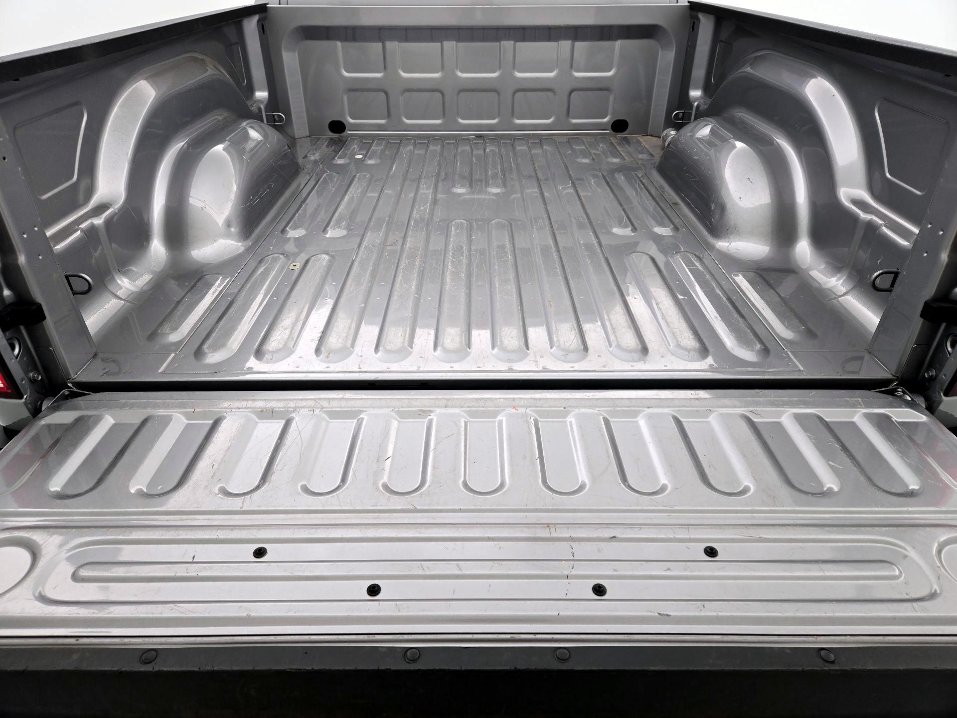 Thumbnail: 2023 RAM 1500 Classic - 20
