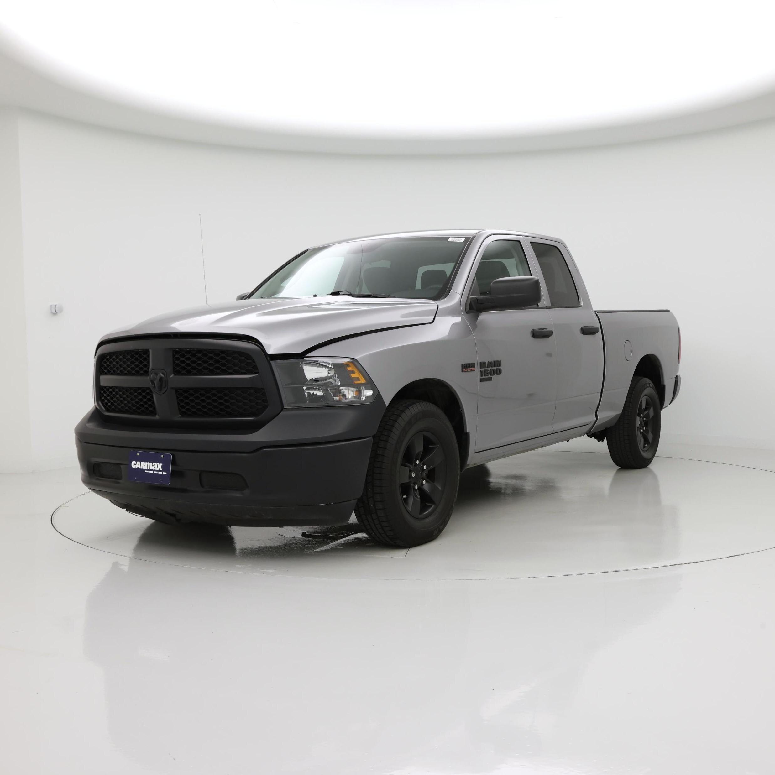 Thumbnail: 2023 RAM 1500 Classic - 4