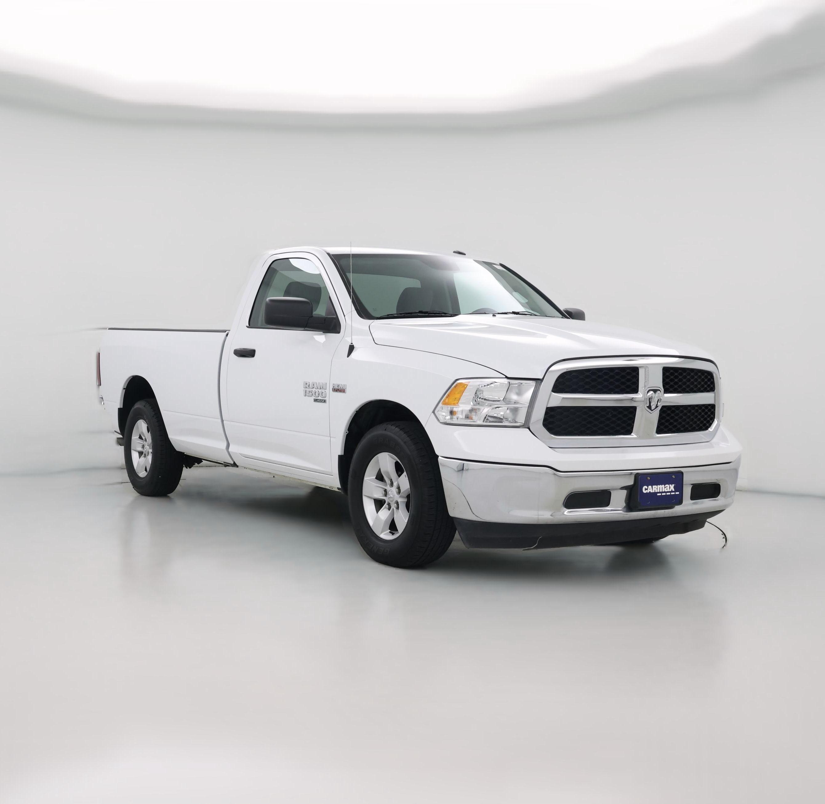 Thumbnail: 2022 RAM 1500 Classic - 1