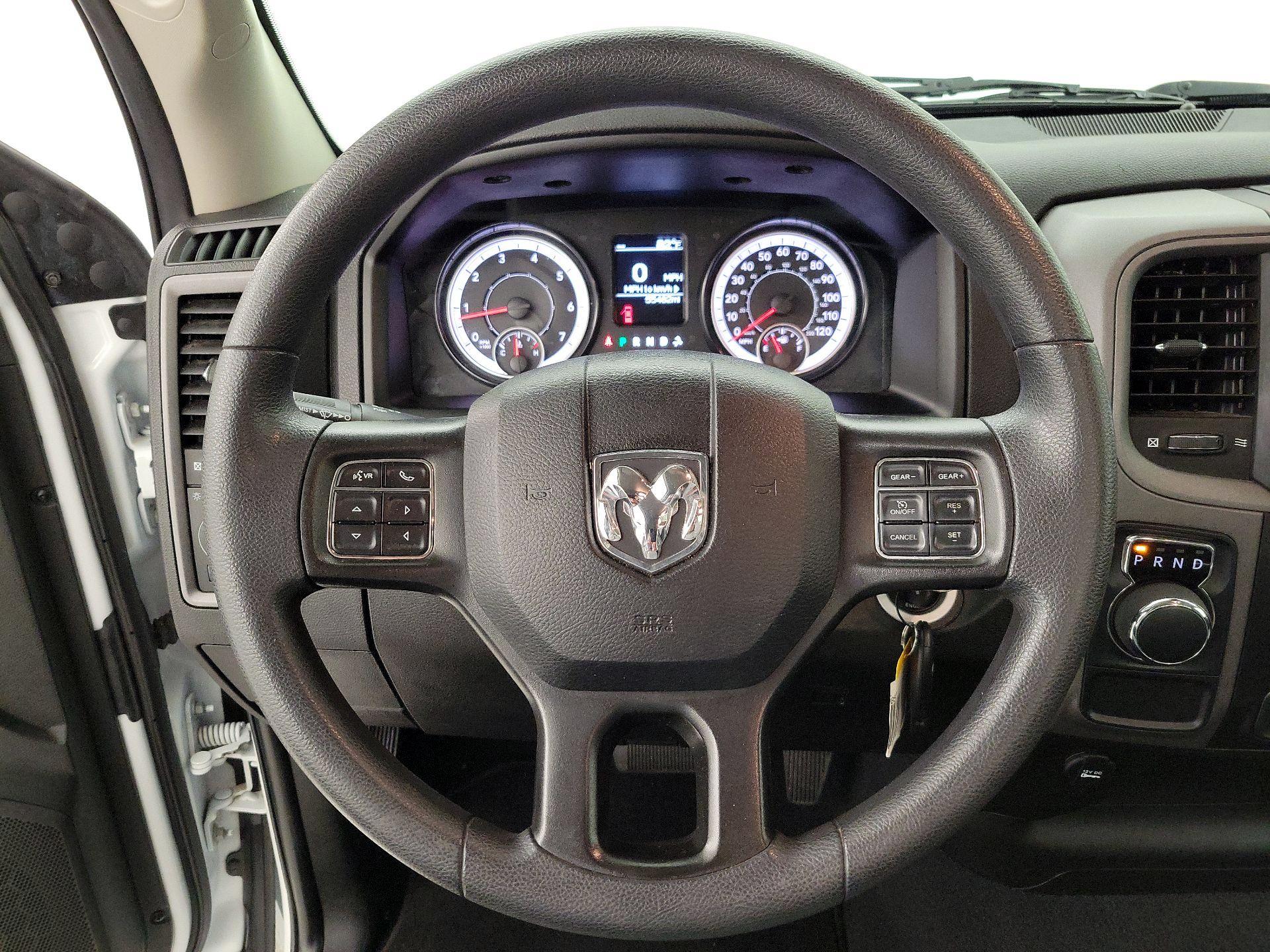 Thumbnail: 2022 RAM 1500 Classic - 10