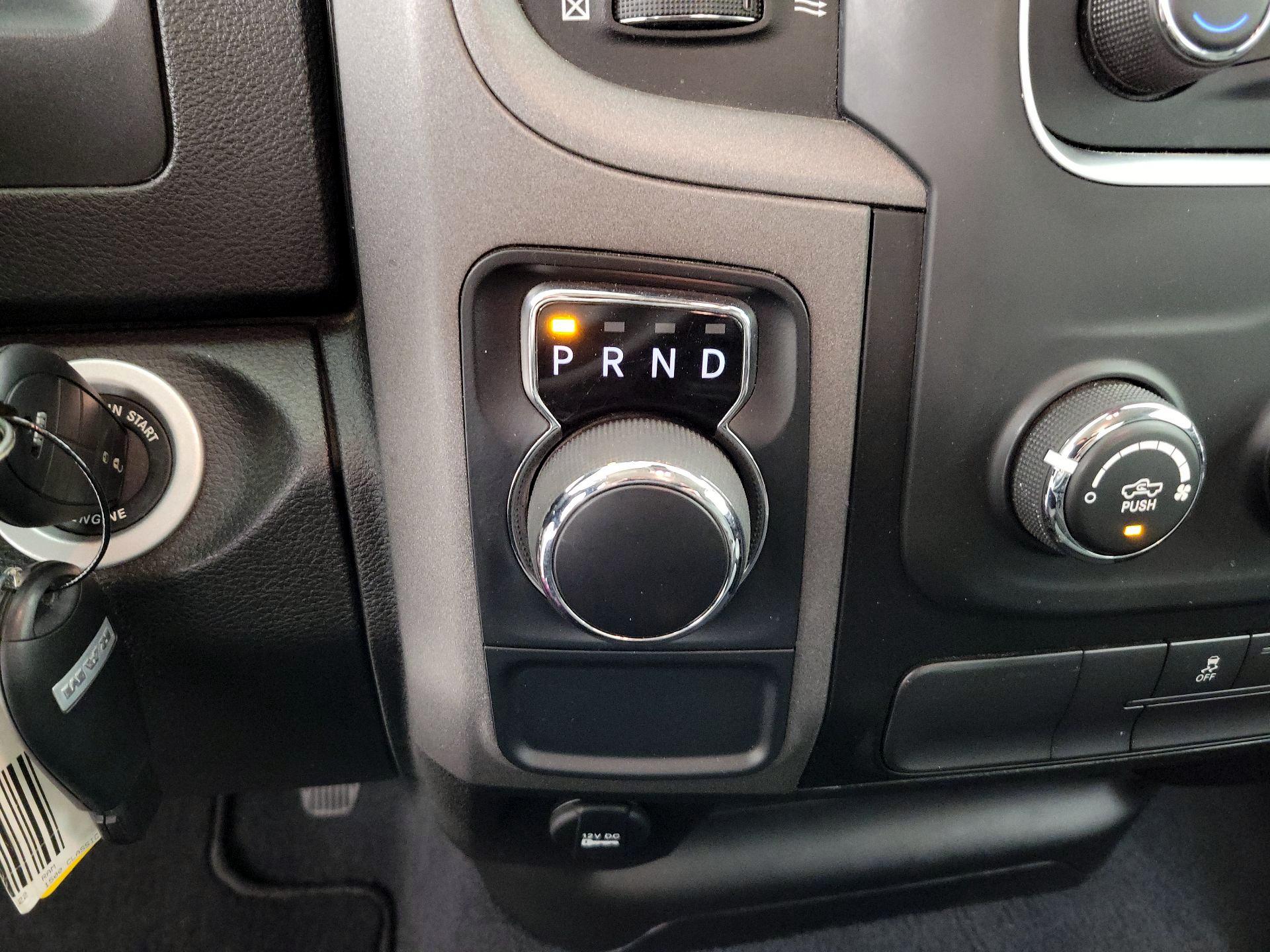 Thumbnail: 2022 RAM 1500 Classic - 17