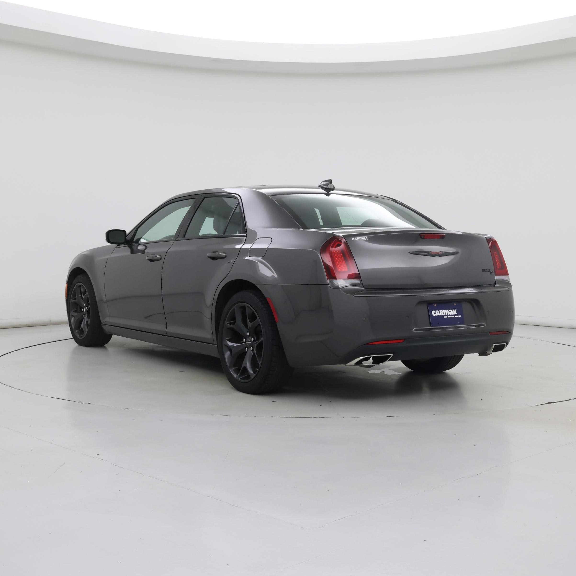 Thumbnail: 2022 Chrysler 300 - 2