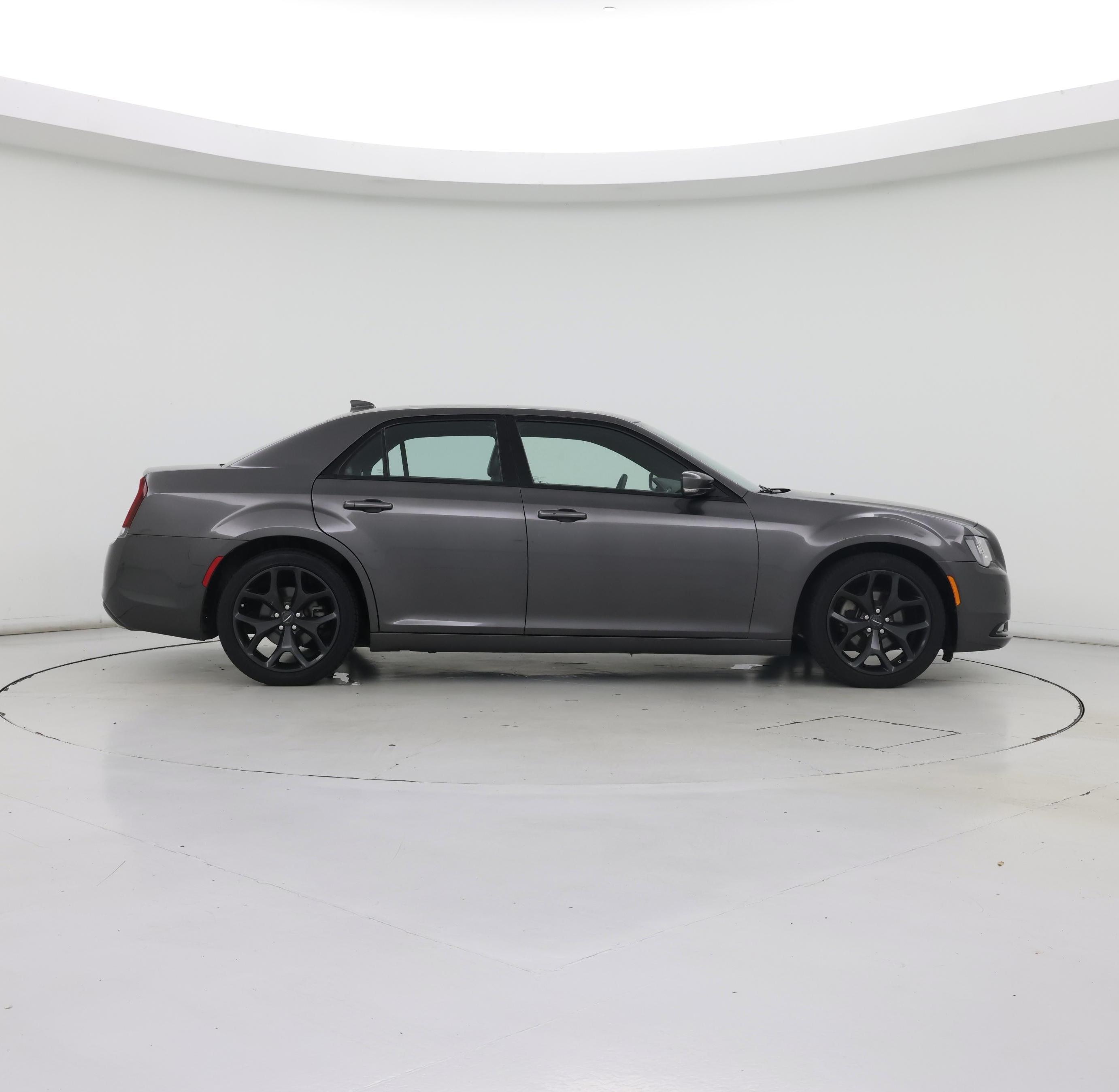 Thumbnail: 2022 Chrysler 300 - 7