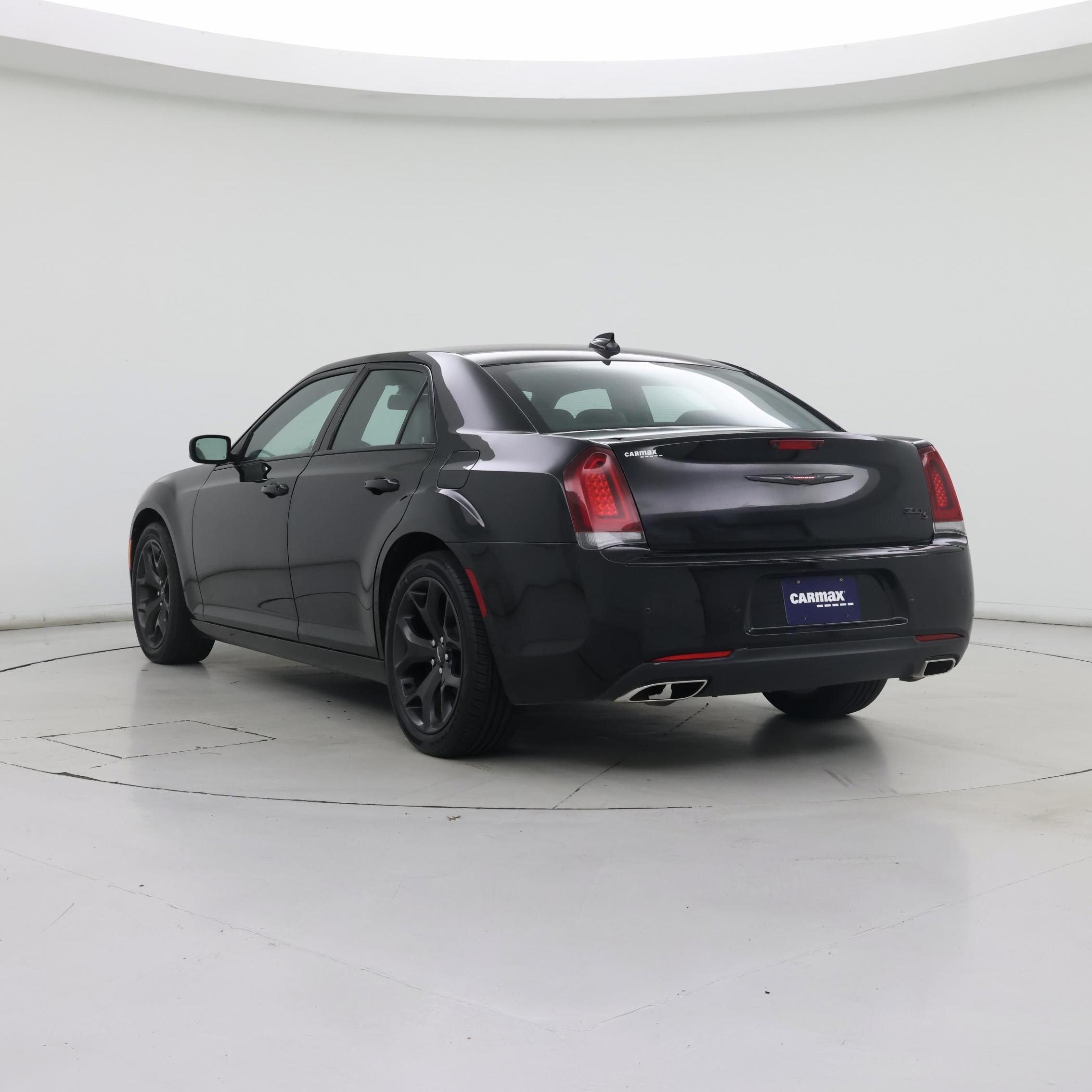 Thumbnail: 2021 Chrysler 300 - 2