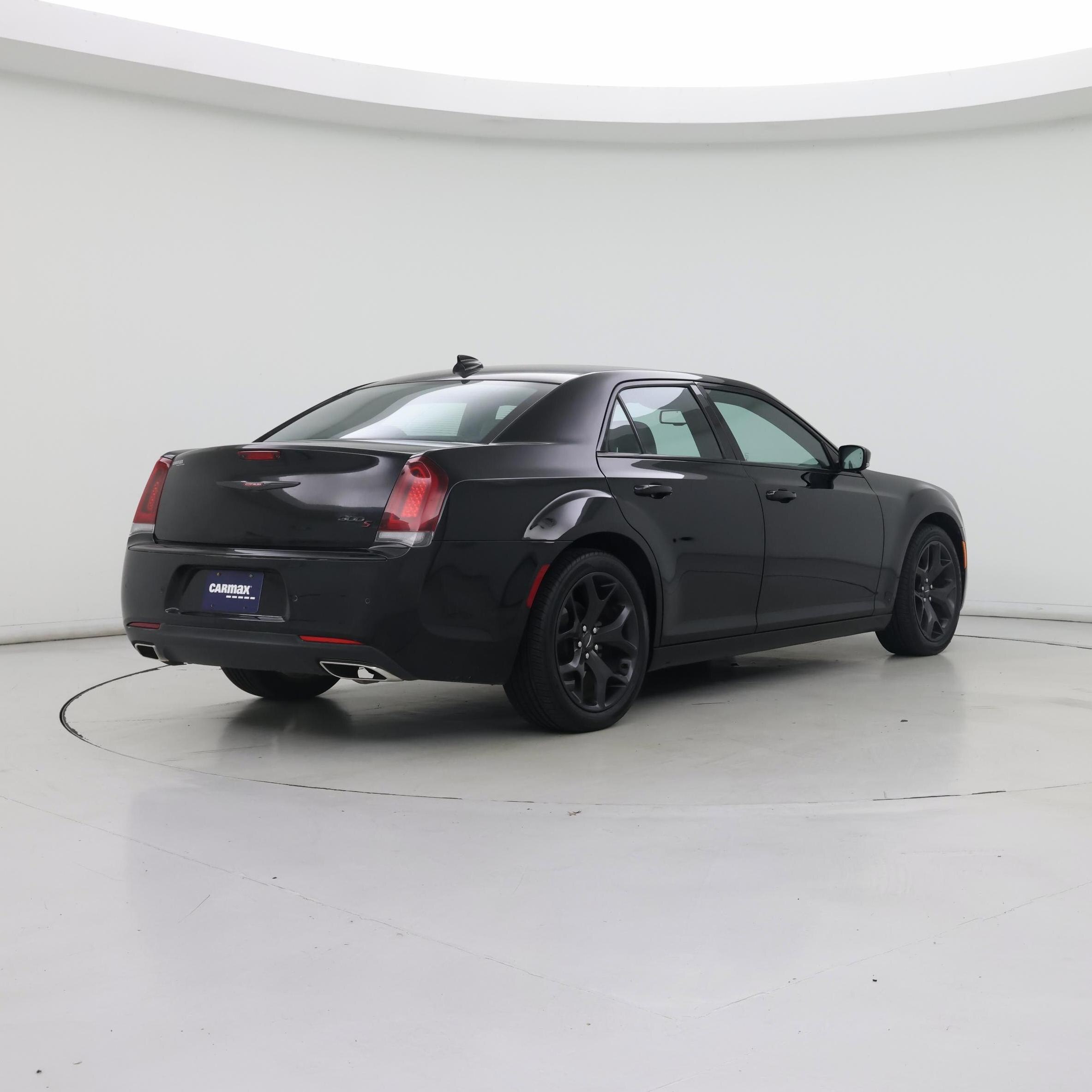 Thumbnail: 2021 Chrysler 300 - 8