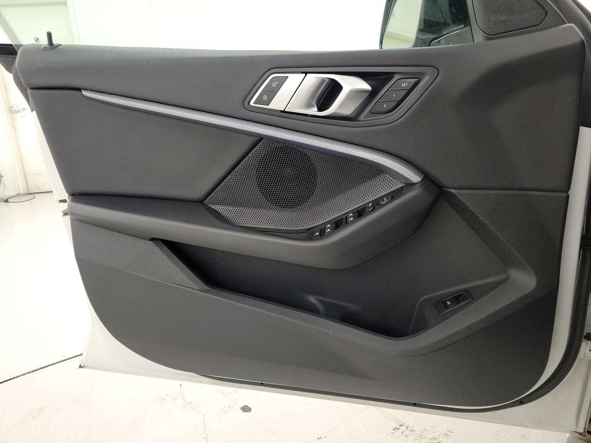 Thumbnail: 2021 BMW 2 Series - 12