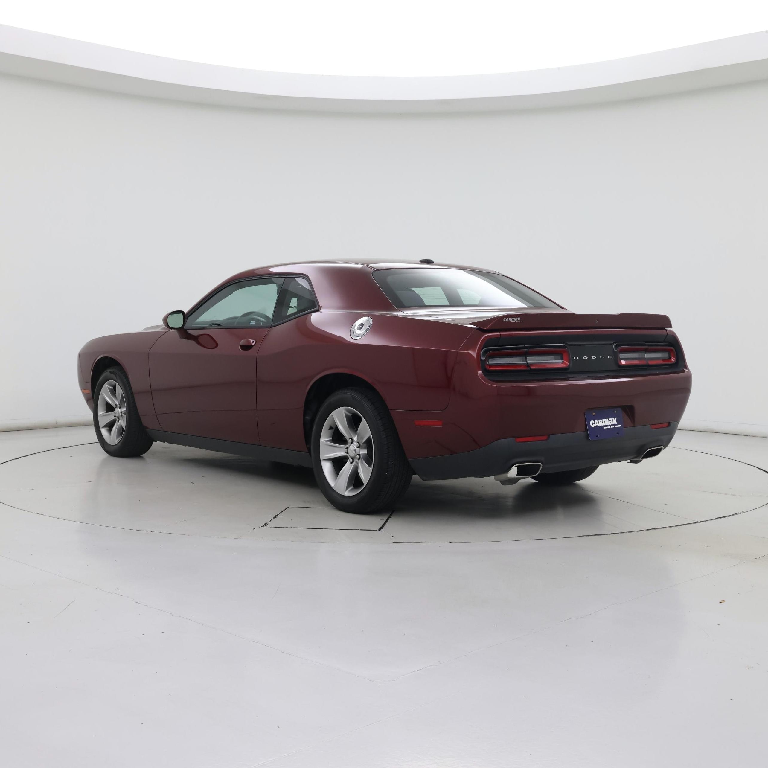 Thumbnail: 2019 Dodge Challenger - 2